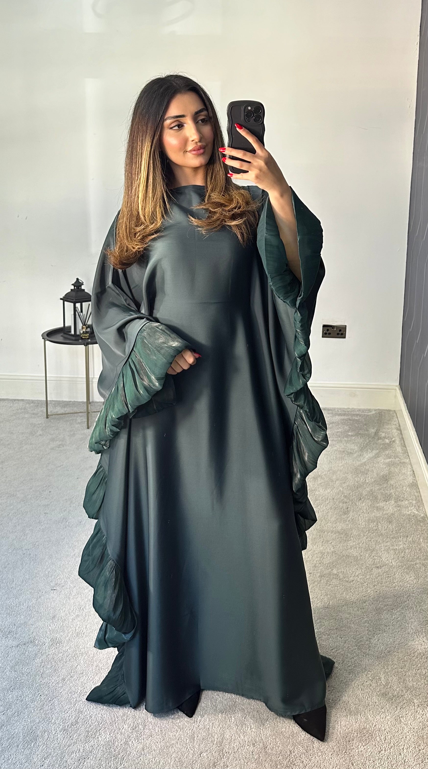 Haniya Ruffle Abaya (Emerald Green)