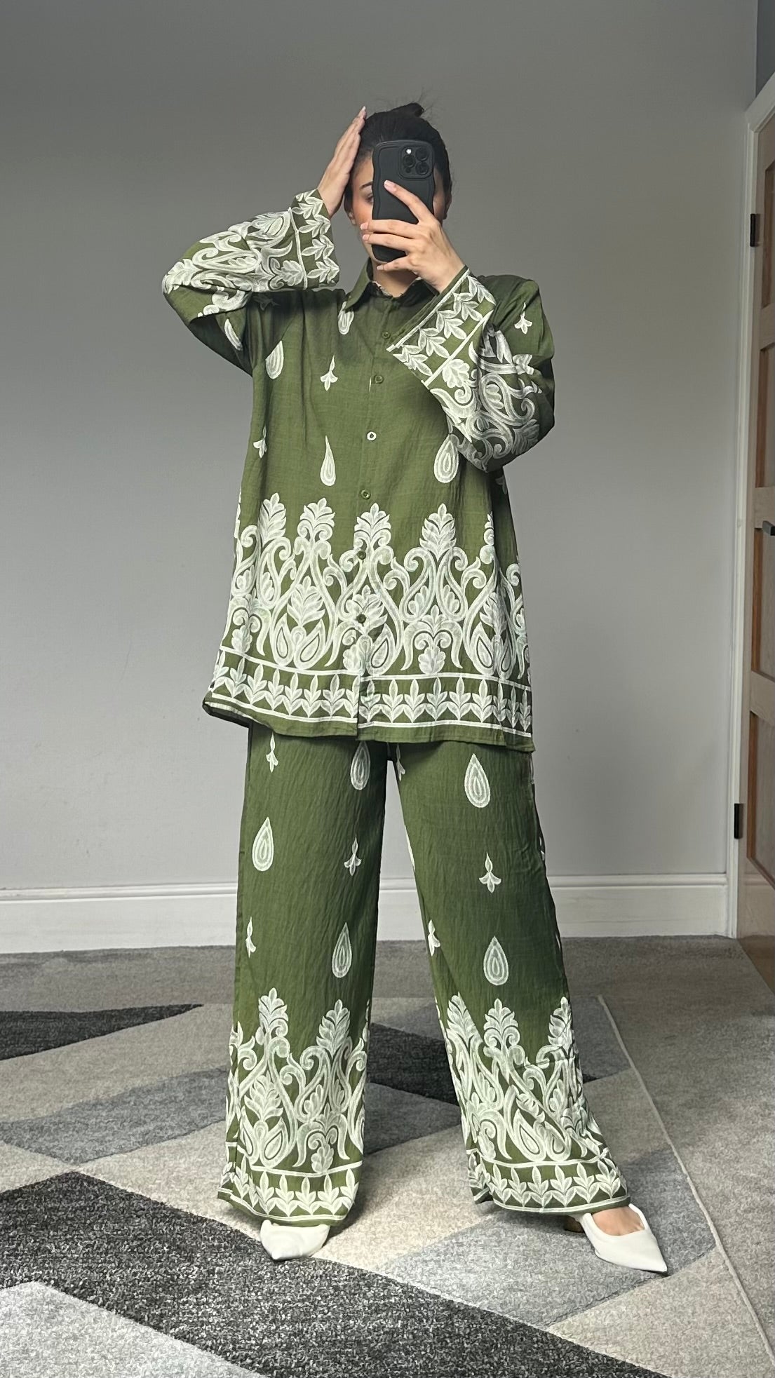 Nayaab Printed 2 Piece Co-ords