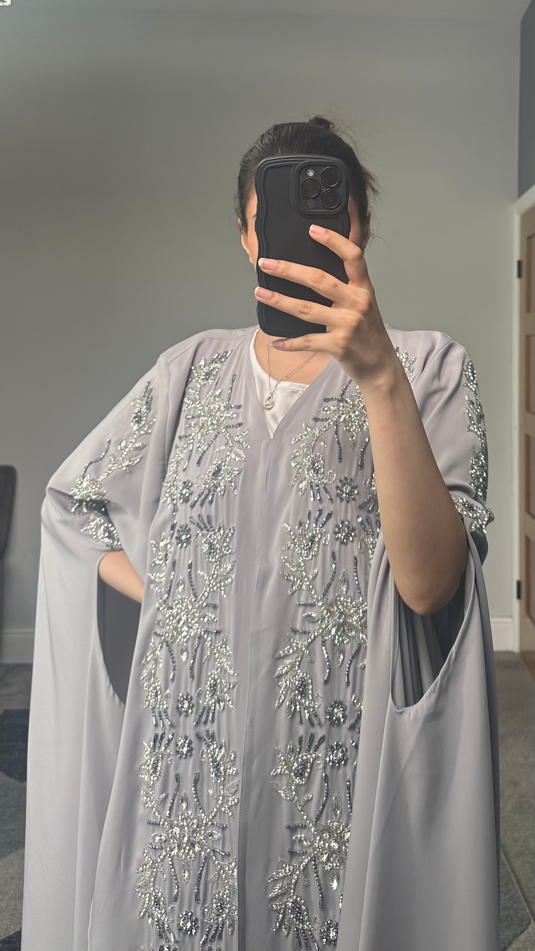 Ainaz Embellished Free Size Cape Abaya (Greyish/Stone)