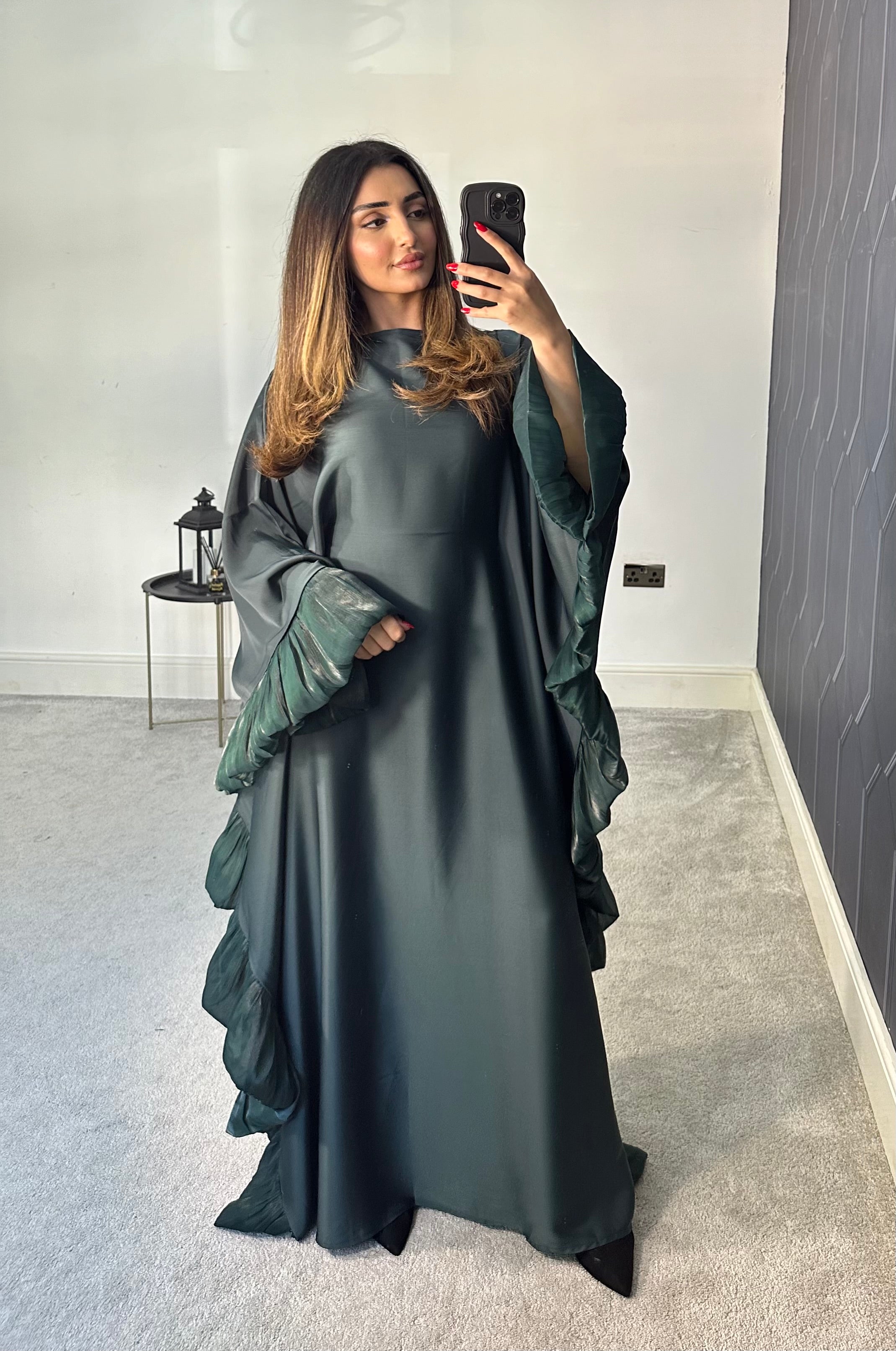 Haniya Ruffle Abaya (Emerald Green)