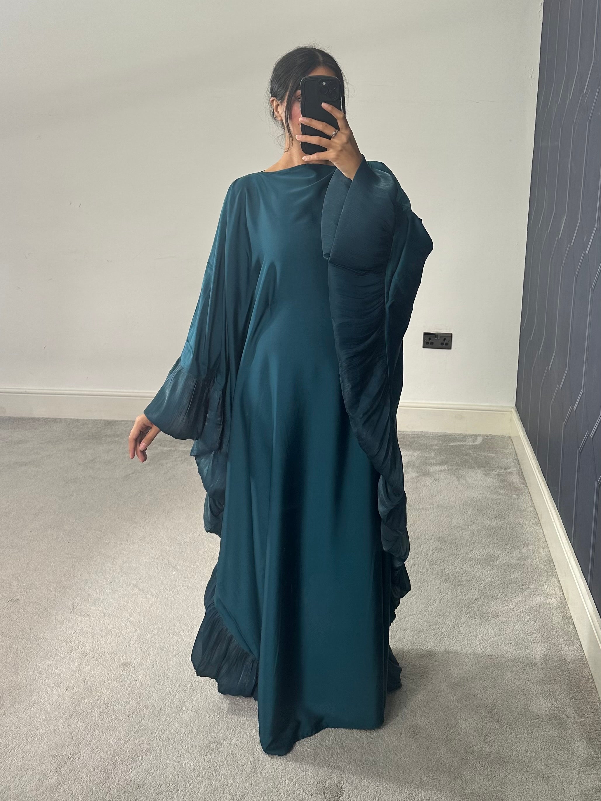 Haniya Ruffle Abaya