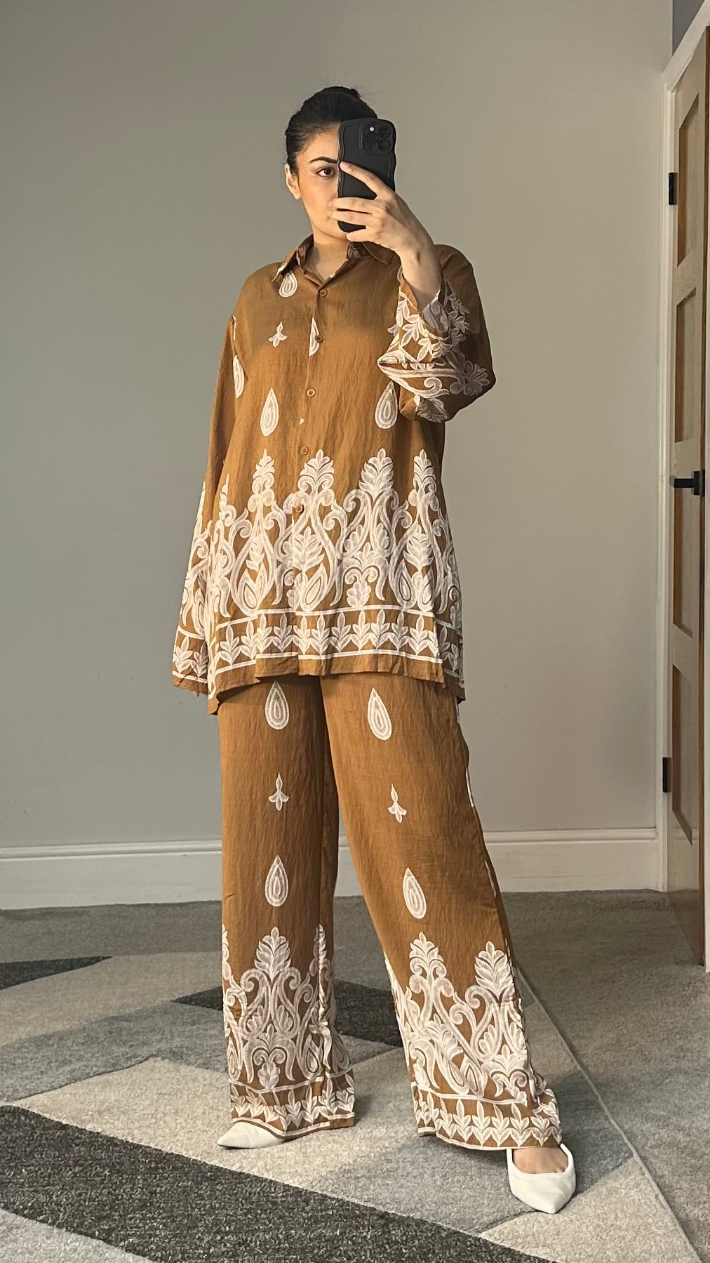 Nayaab Printed 2 Piece Co-ords
