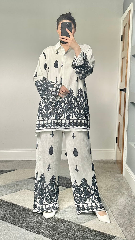 Nayaab Printed 2 Piece Co-ords