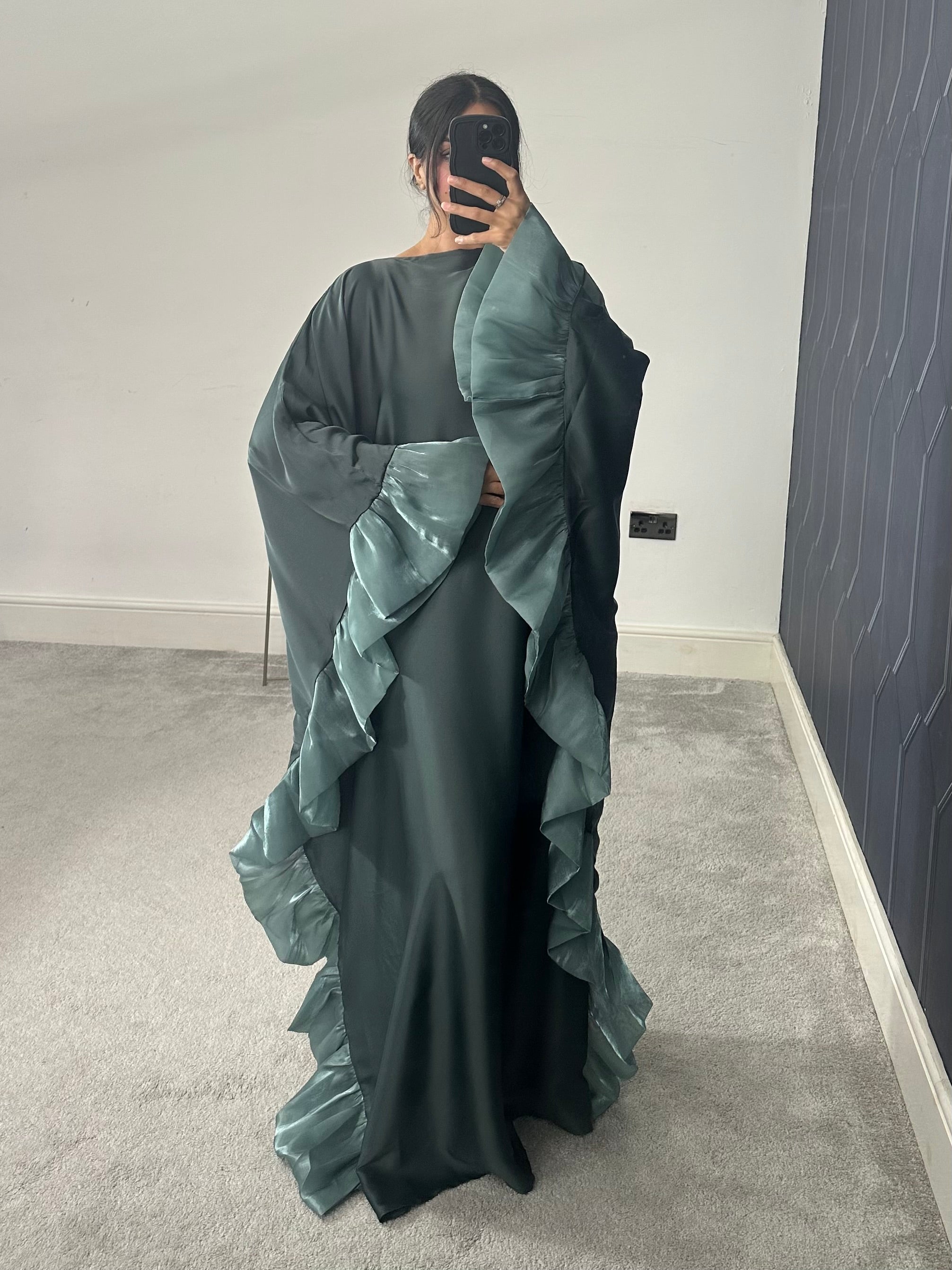Haniya Ruffle Abaya (Sage)