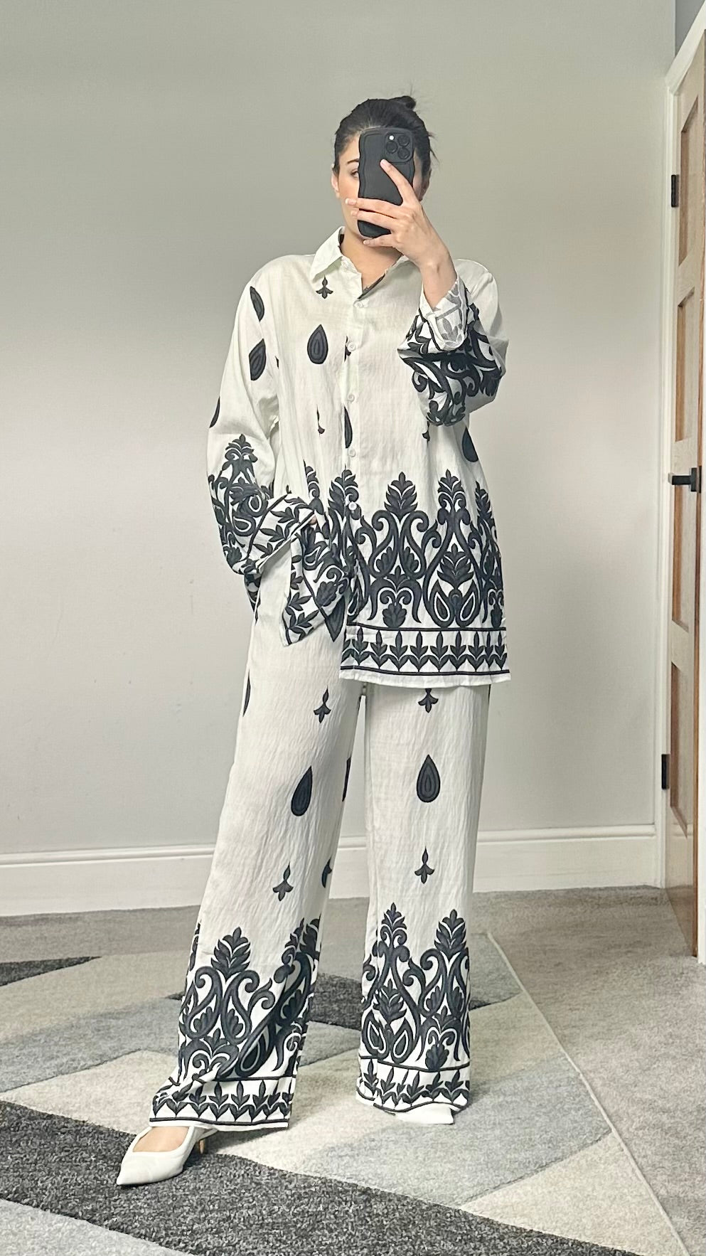 Nayaab Printed 2 Piece Co-ords