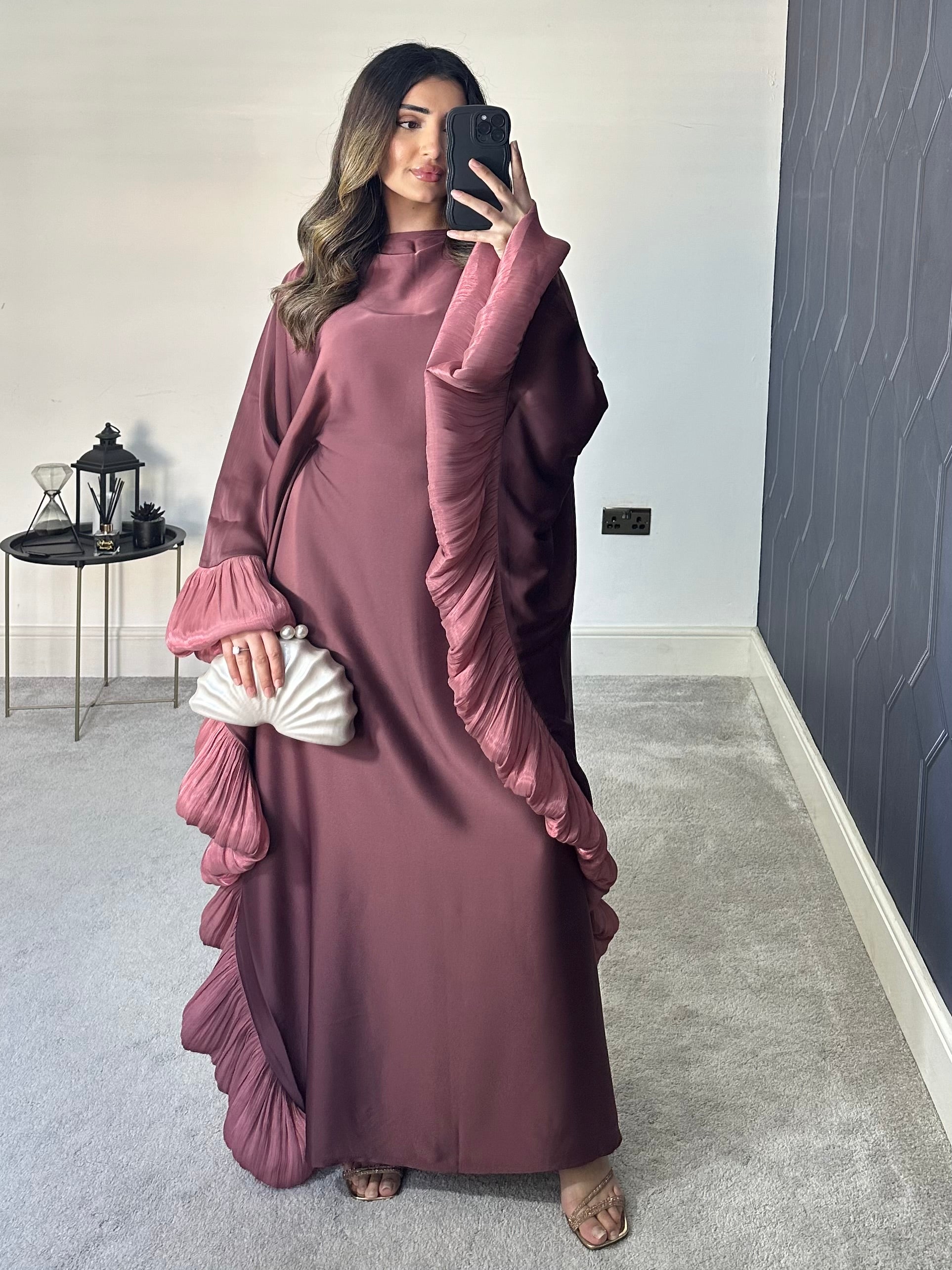 Haniya Ruffle Luxury Abaya (Mauve)