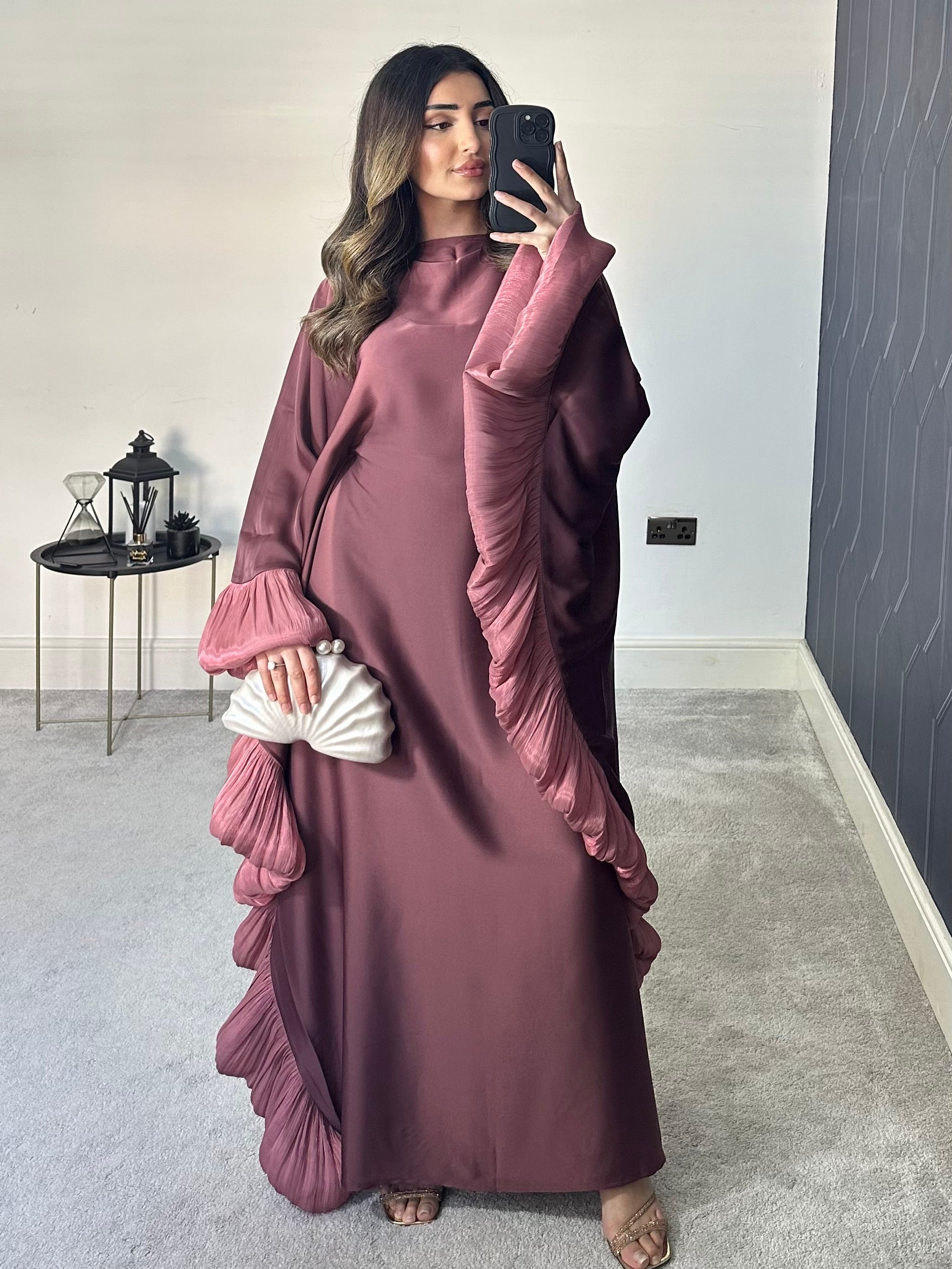Haniya Ruffle Luxury Abaya (Mauve)