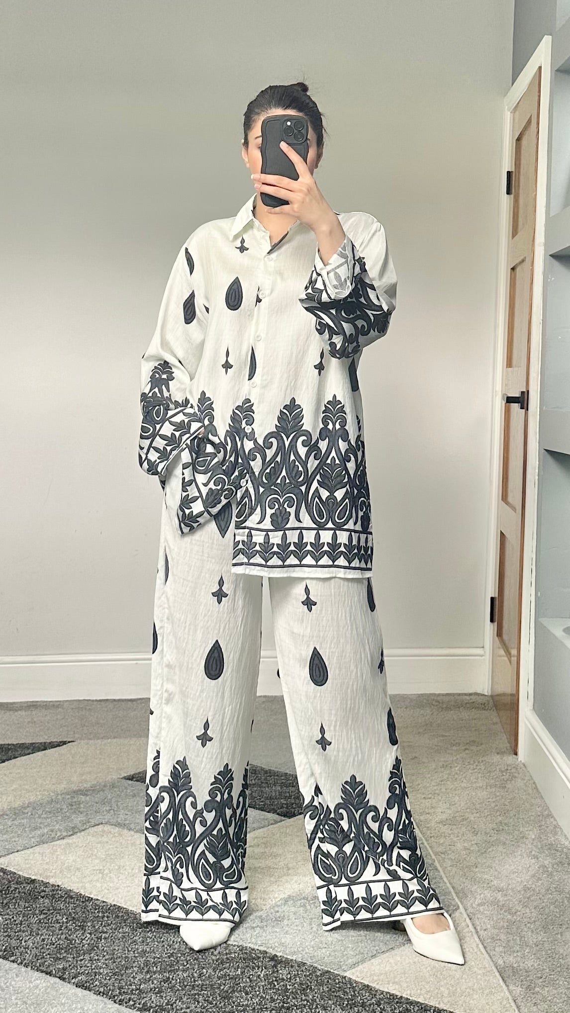 Nayaab Printed 2 Piece Co-ords