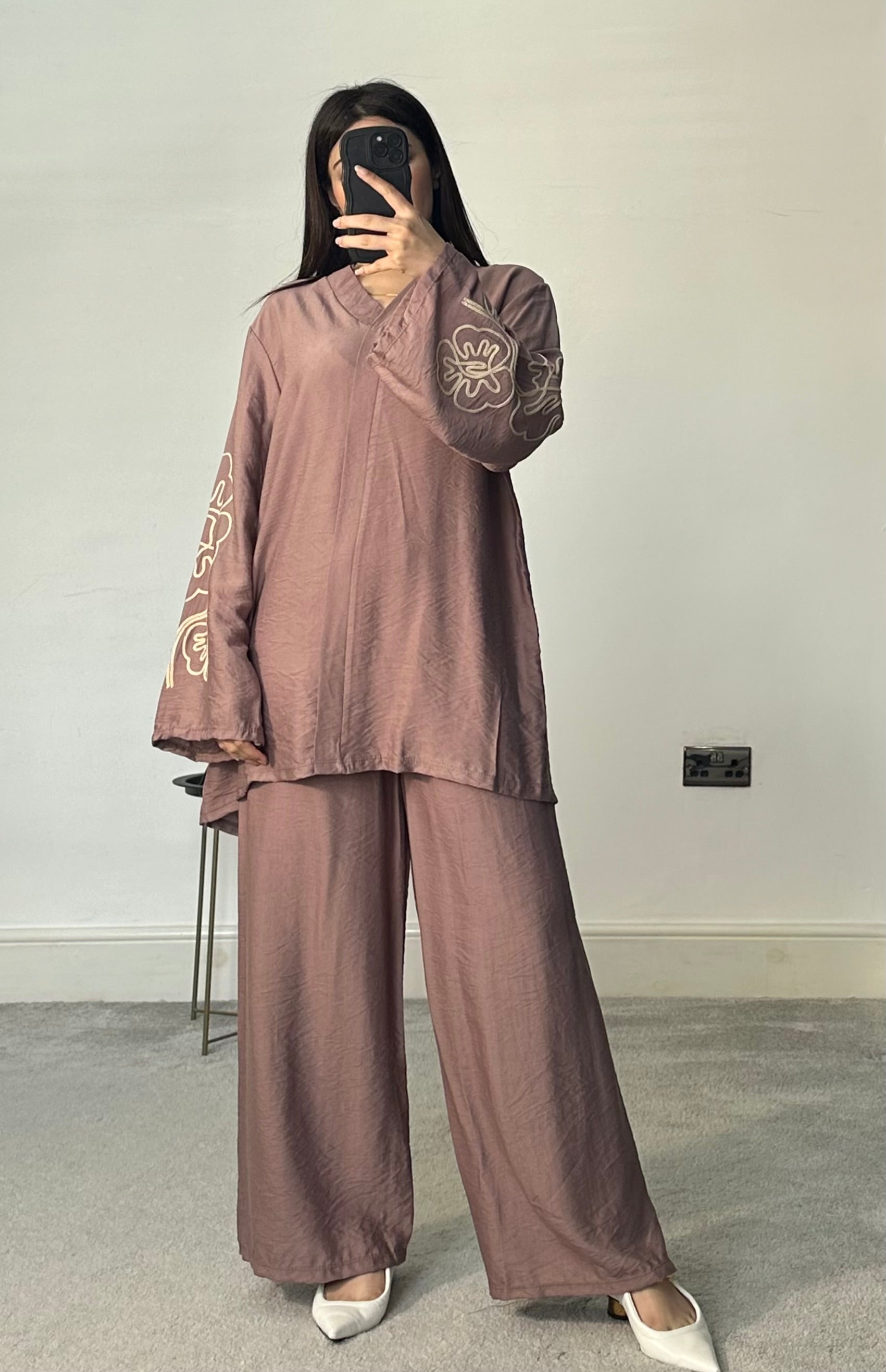 Zeba Thread work detail 2 piece set