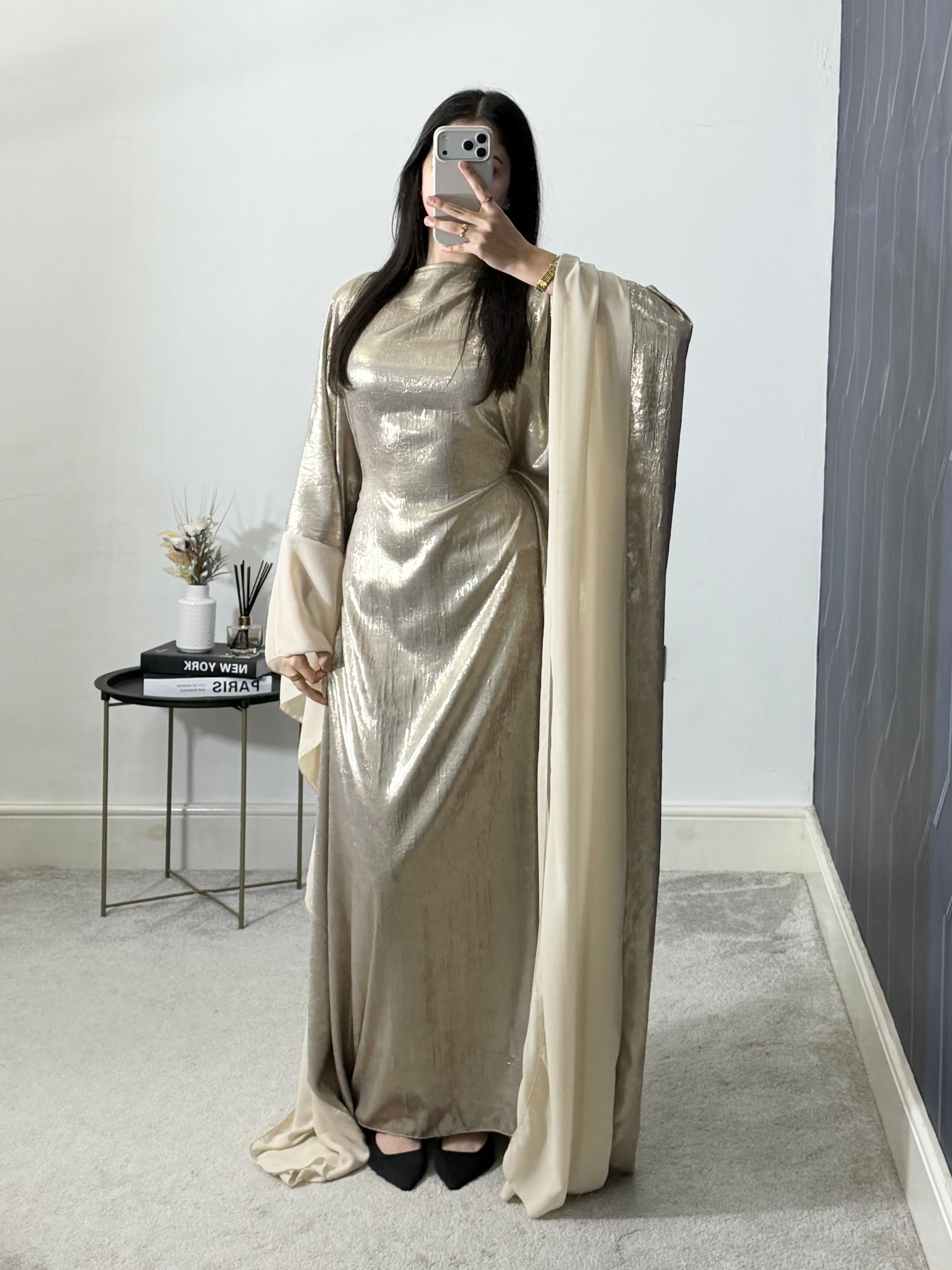 Yusra Metallic Free Size Kaftan with adjustable inner belt