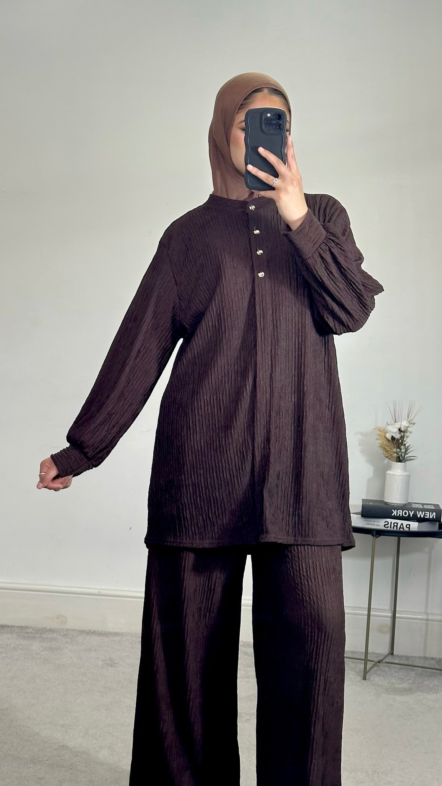 Huda Crinkle 2 piece co ords set