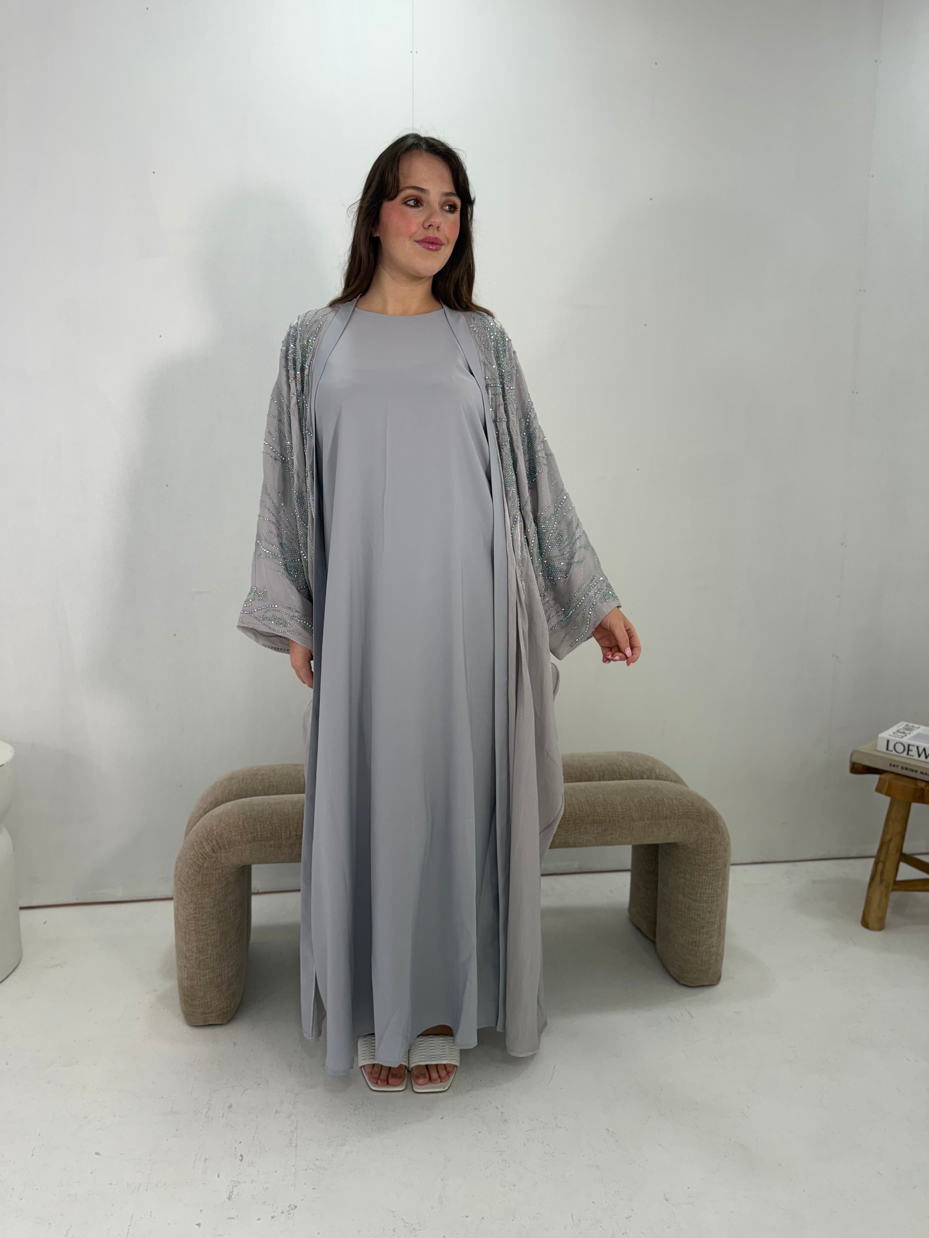 Al-Jawhara Embellished 2 pcs abaya set (Grey)