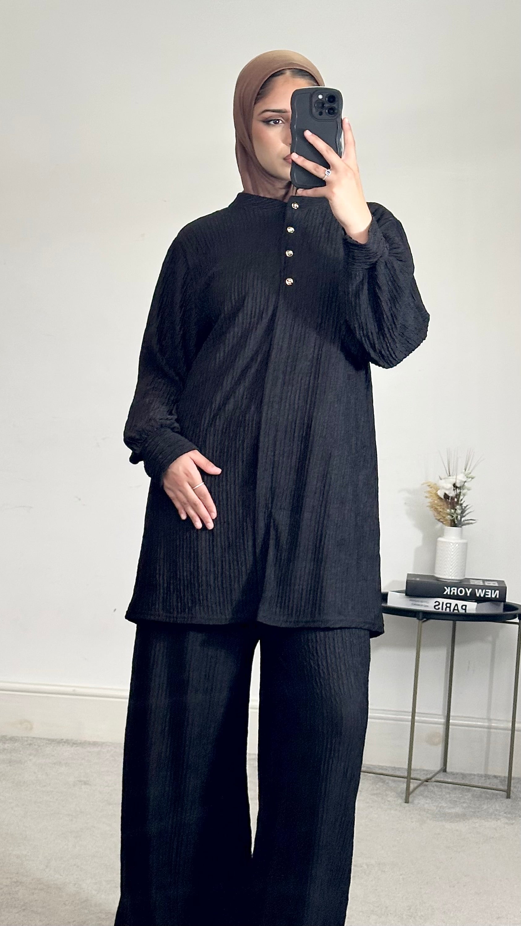 Huda Crinkle 2 piece co ords set