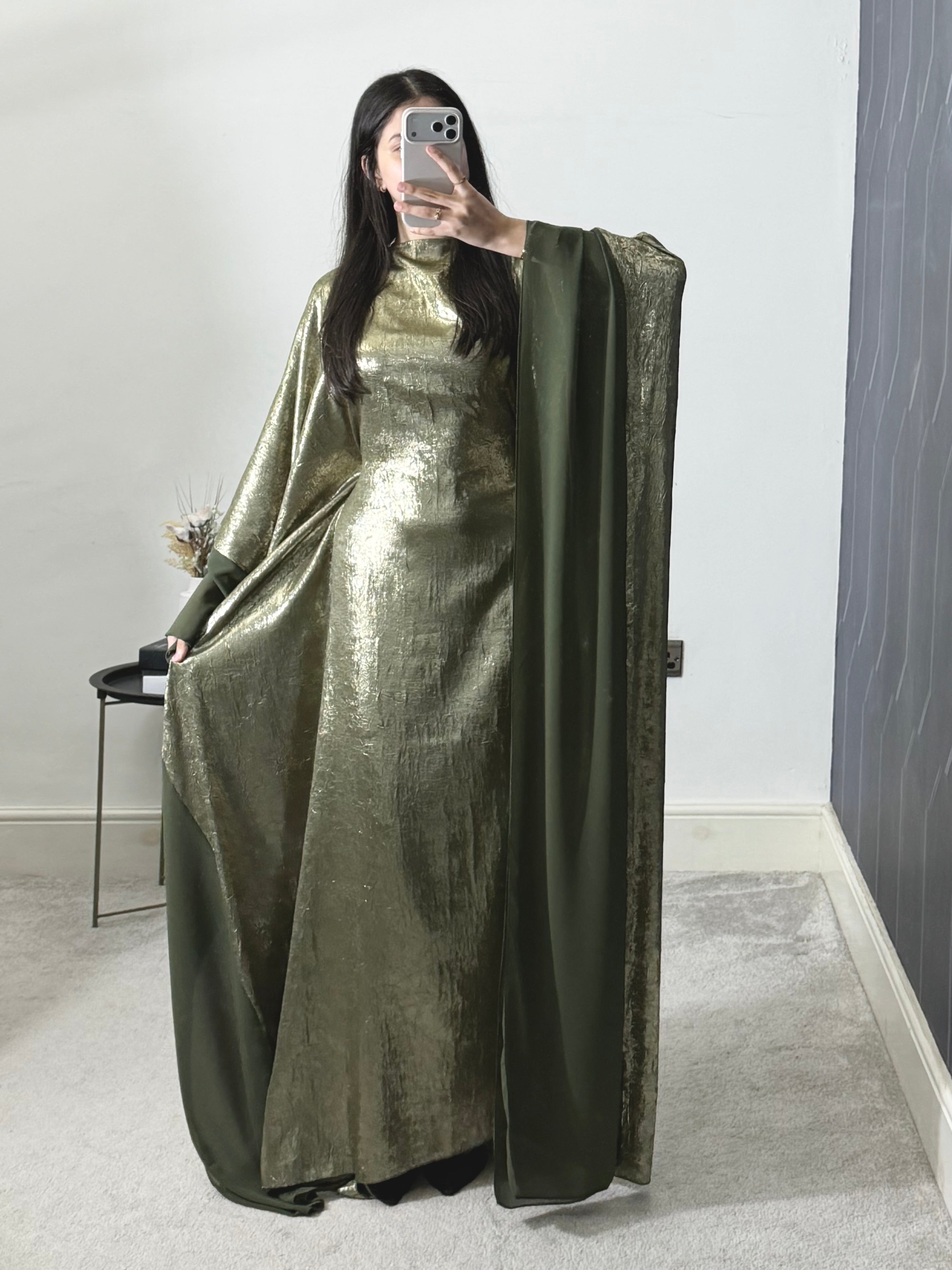 Yusra Metallic Free Size Kaftan with adjustable inner belt