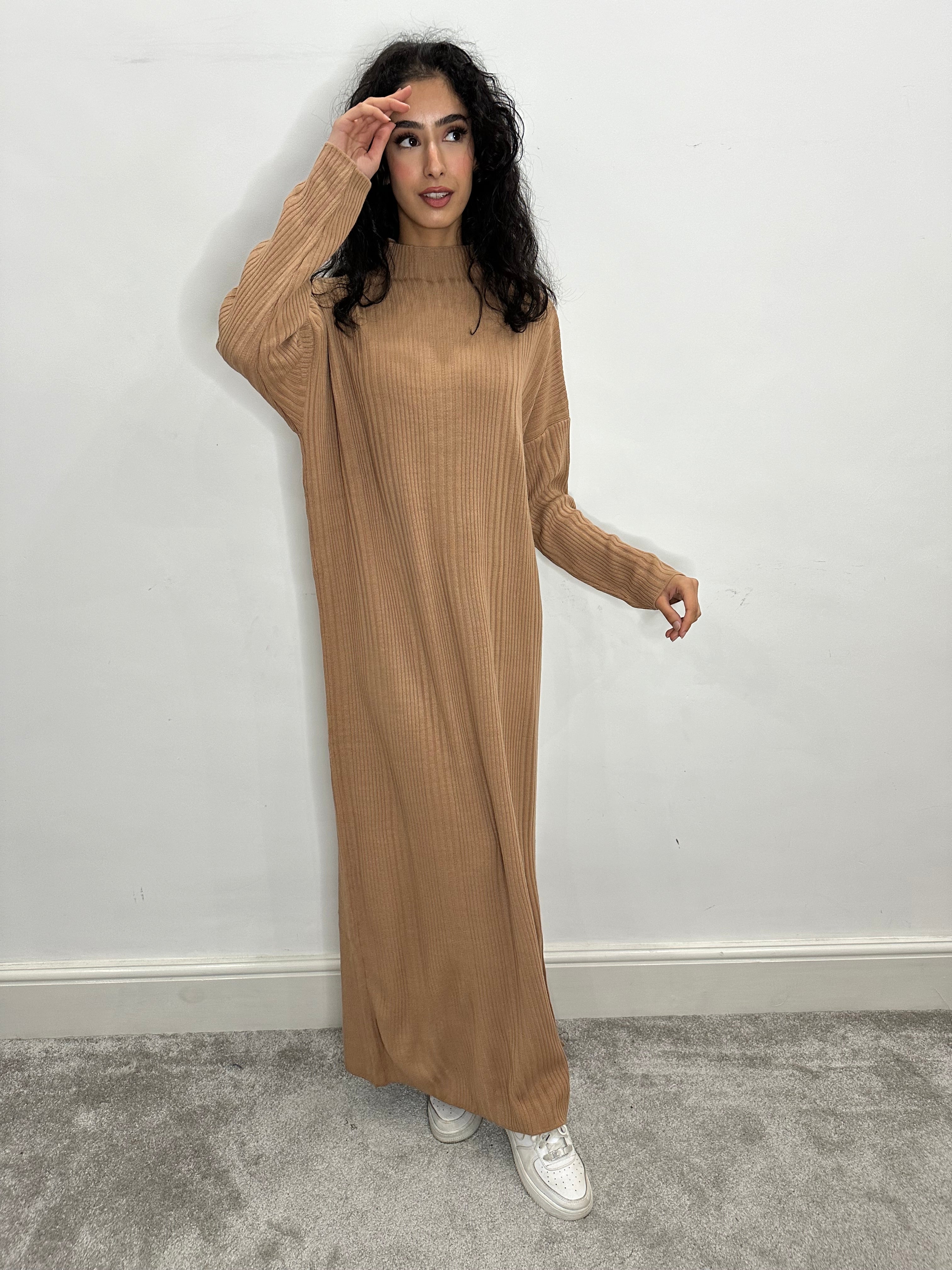 Hira Knitted Maxi Dress /Abaya