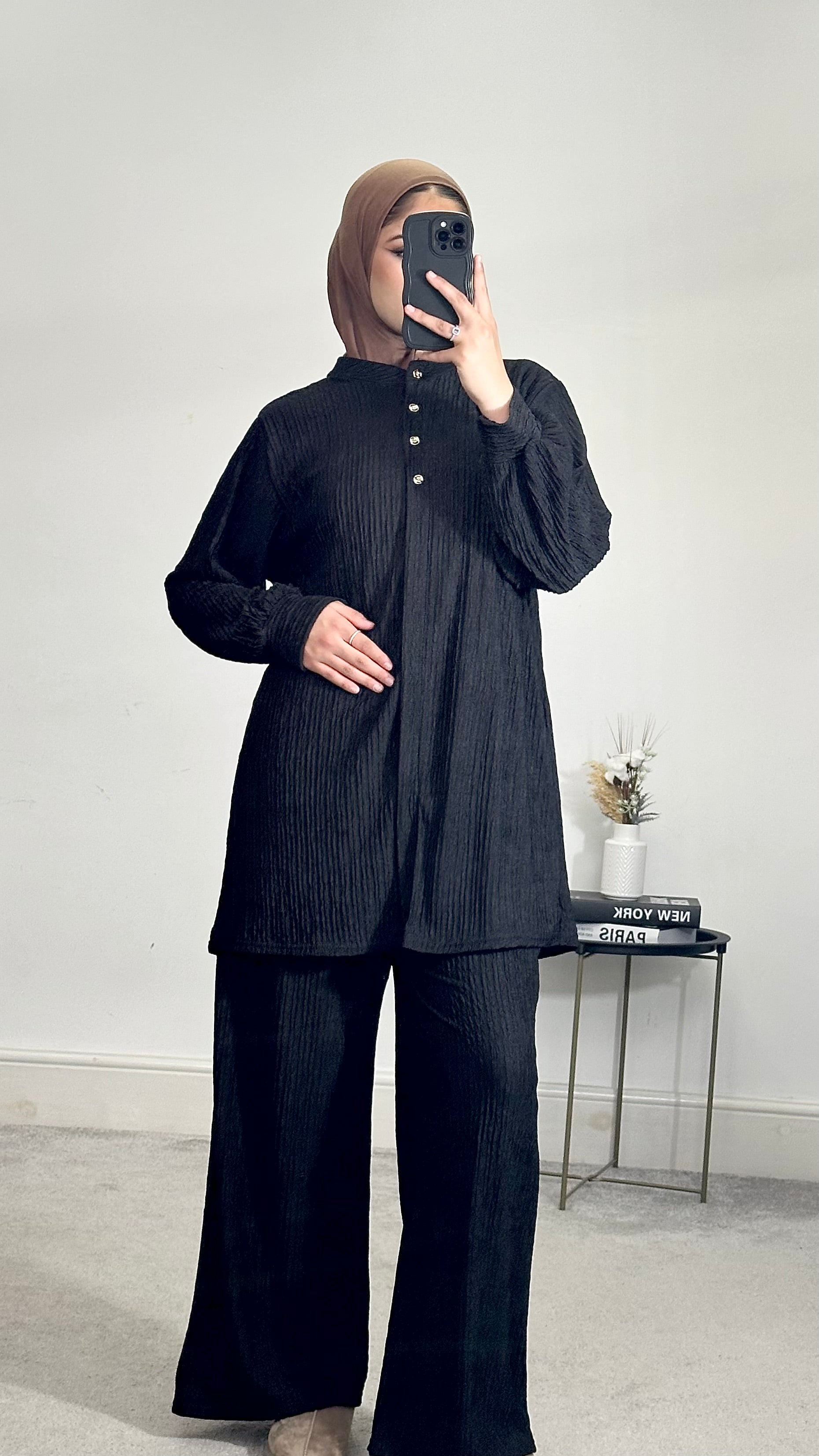 Huda Crinkle 2 piece co ords set