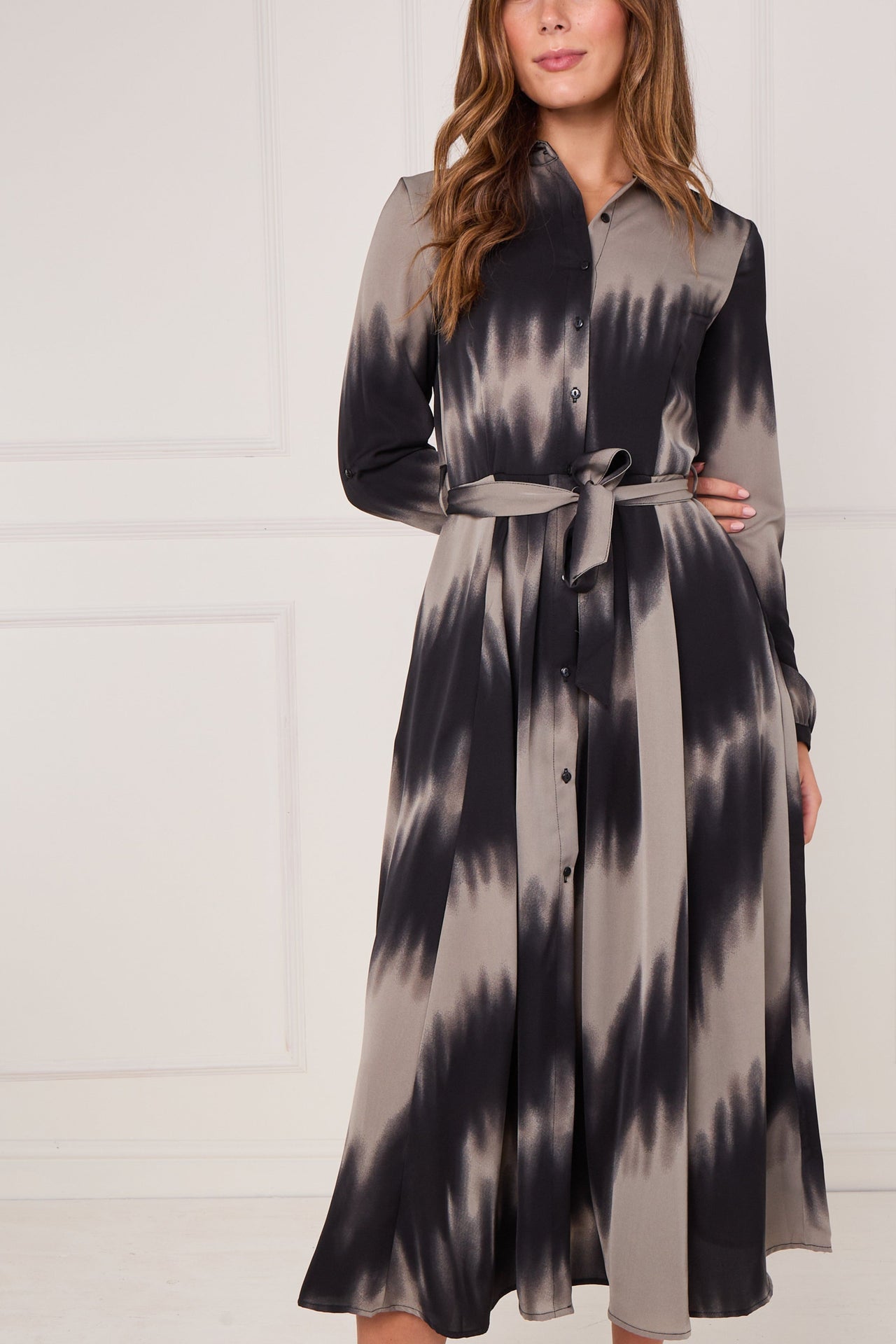 Black and Grey Tie Dye Wave Print Maxi Shirt Dress