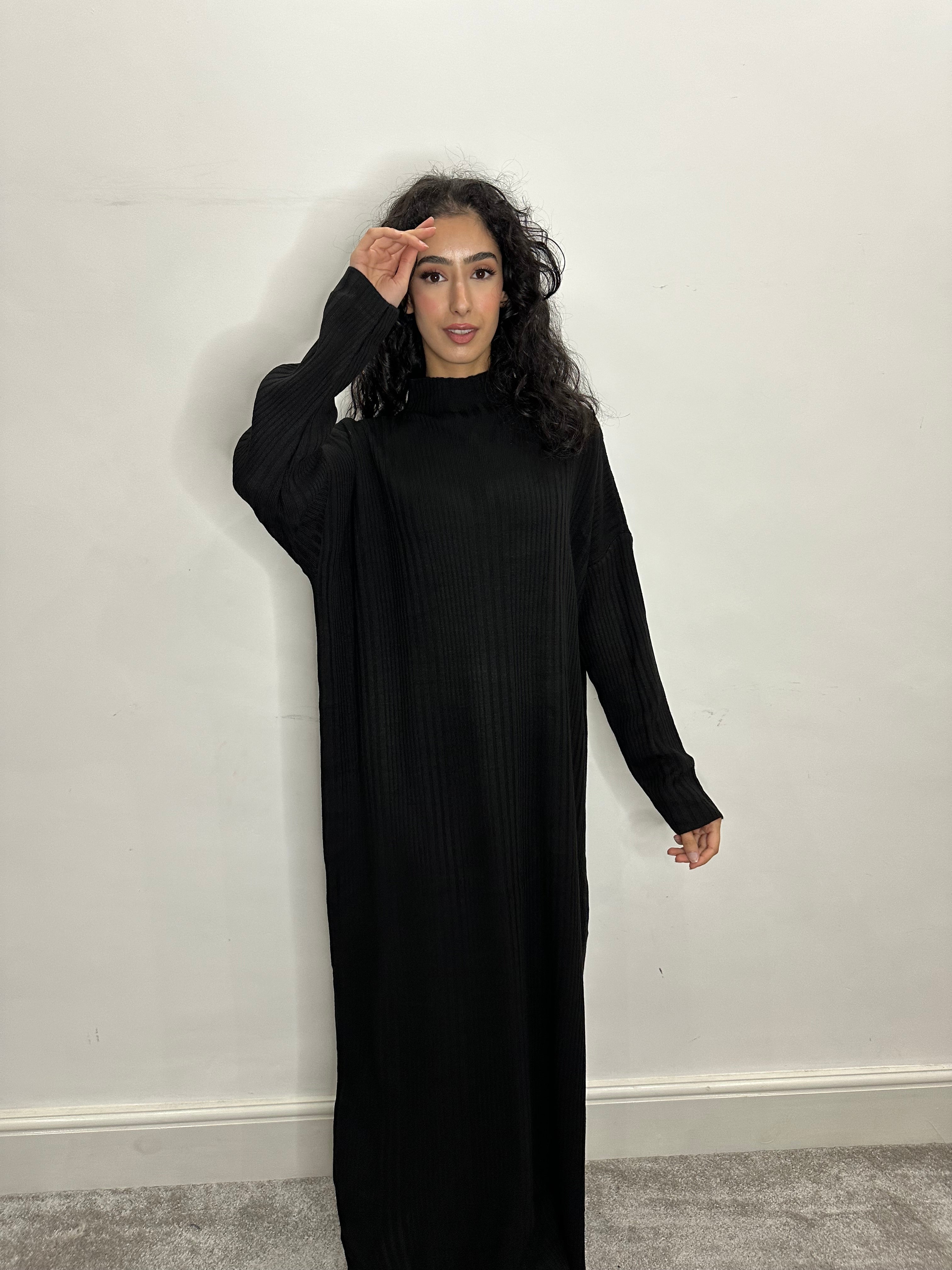 Hira Knitted Maxi Dress /Abaya