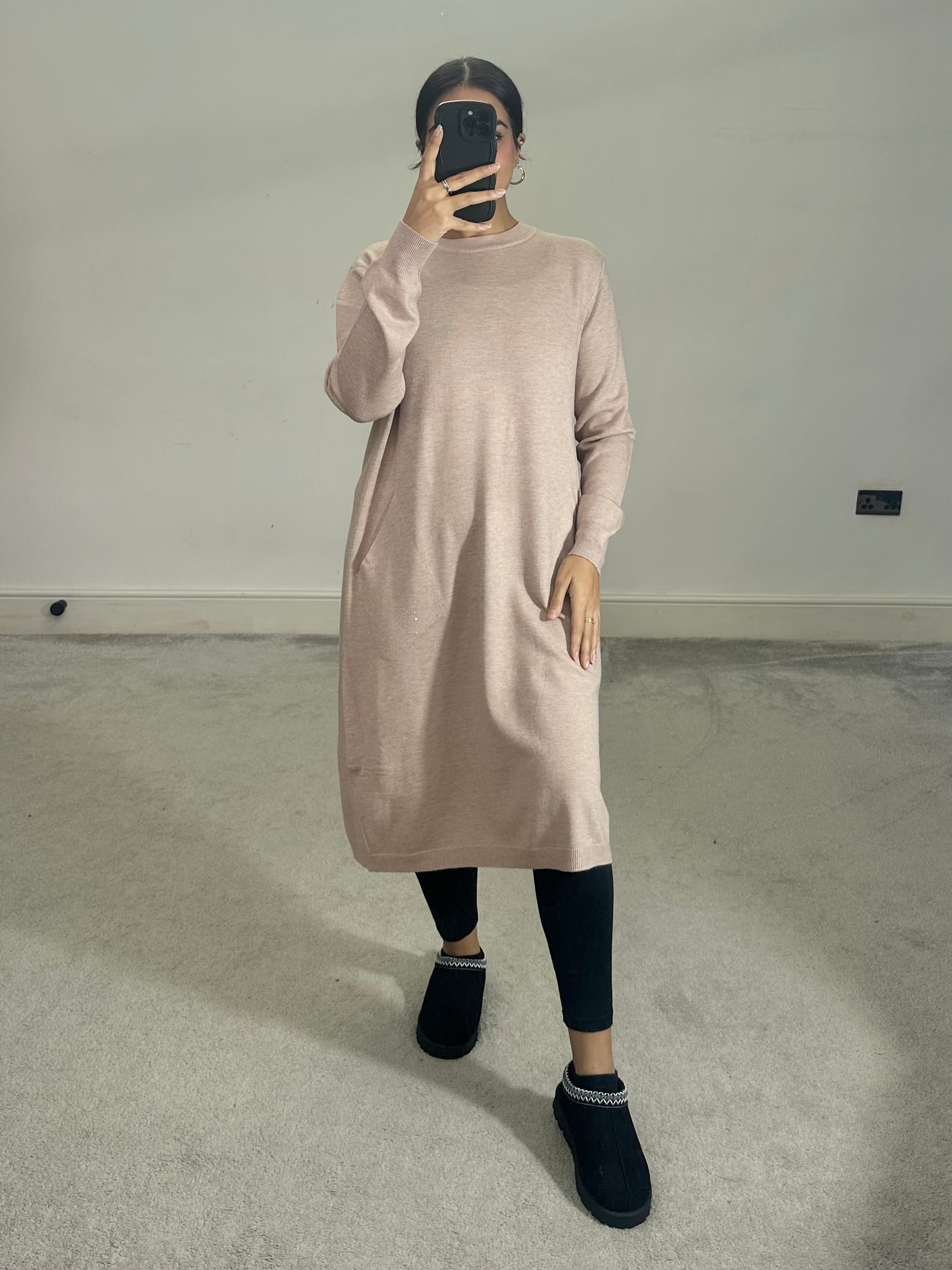 Areeba soft knit pocket dress