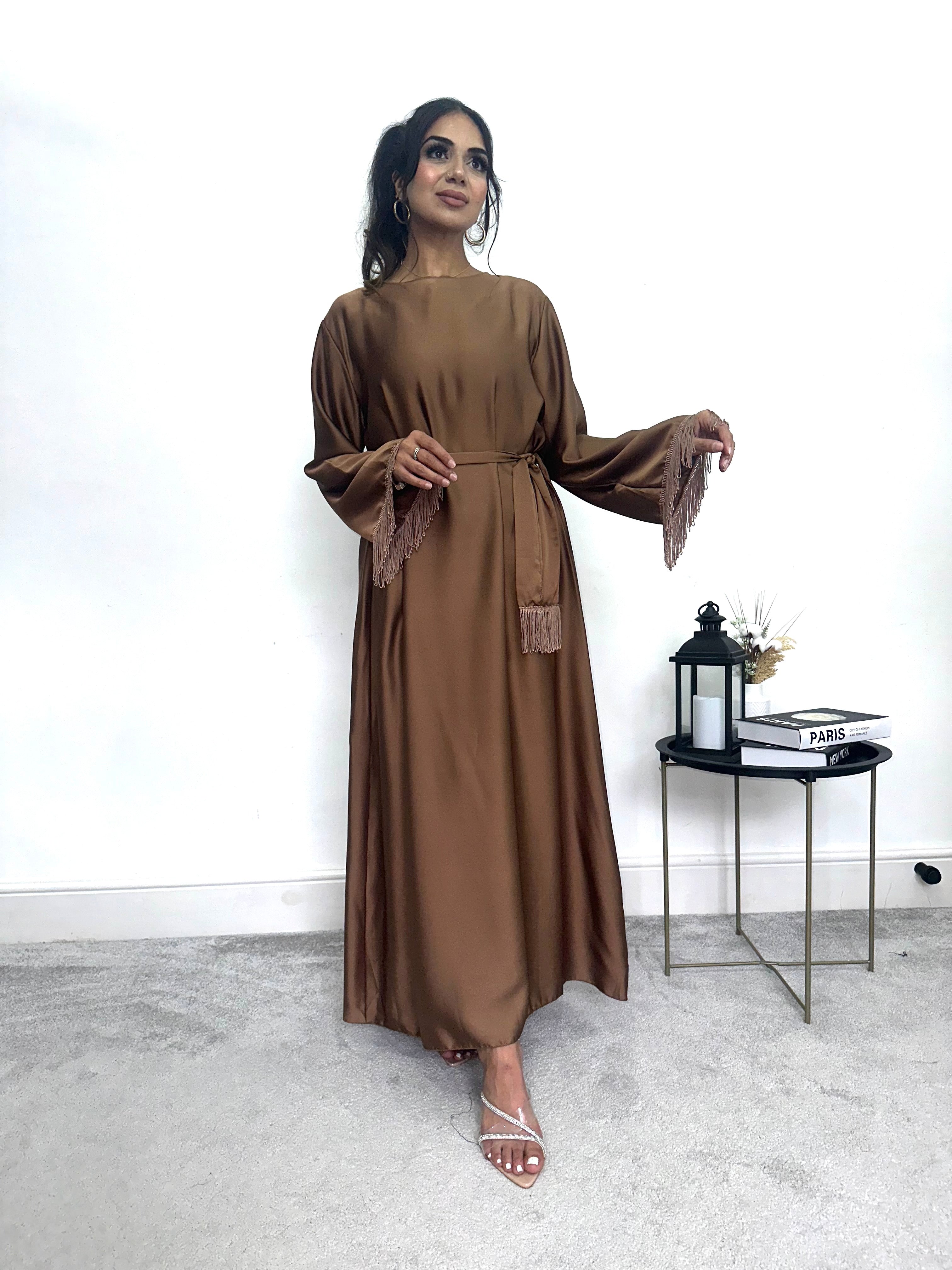 Dania Tassle Abaya