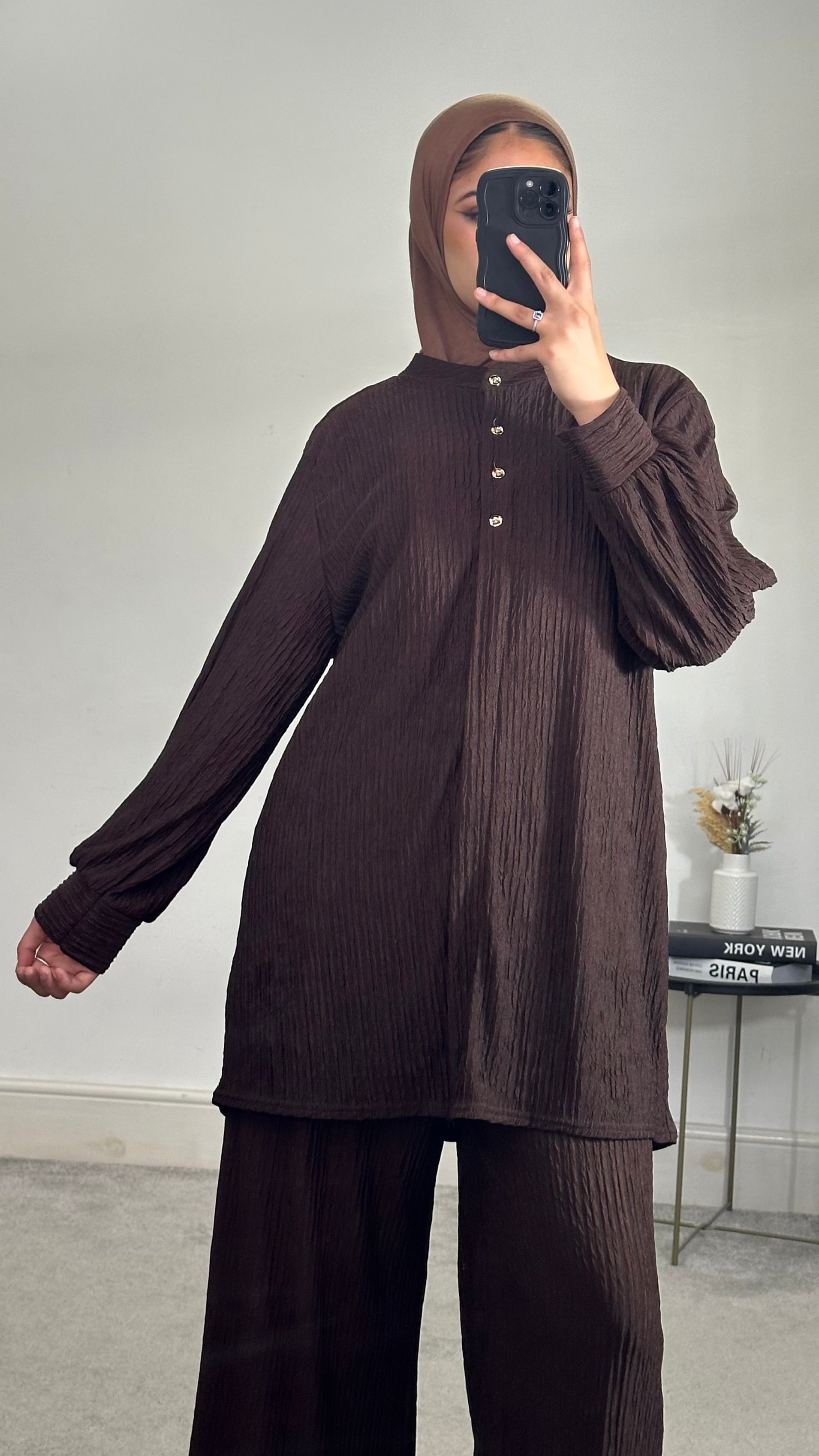 Huda Crinkle 2 piece co ords set