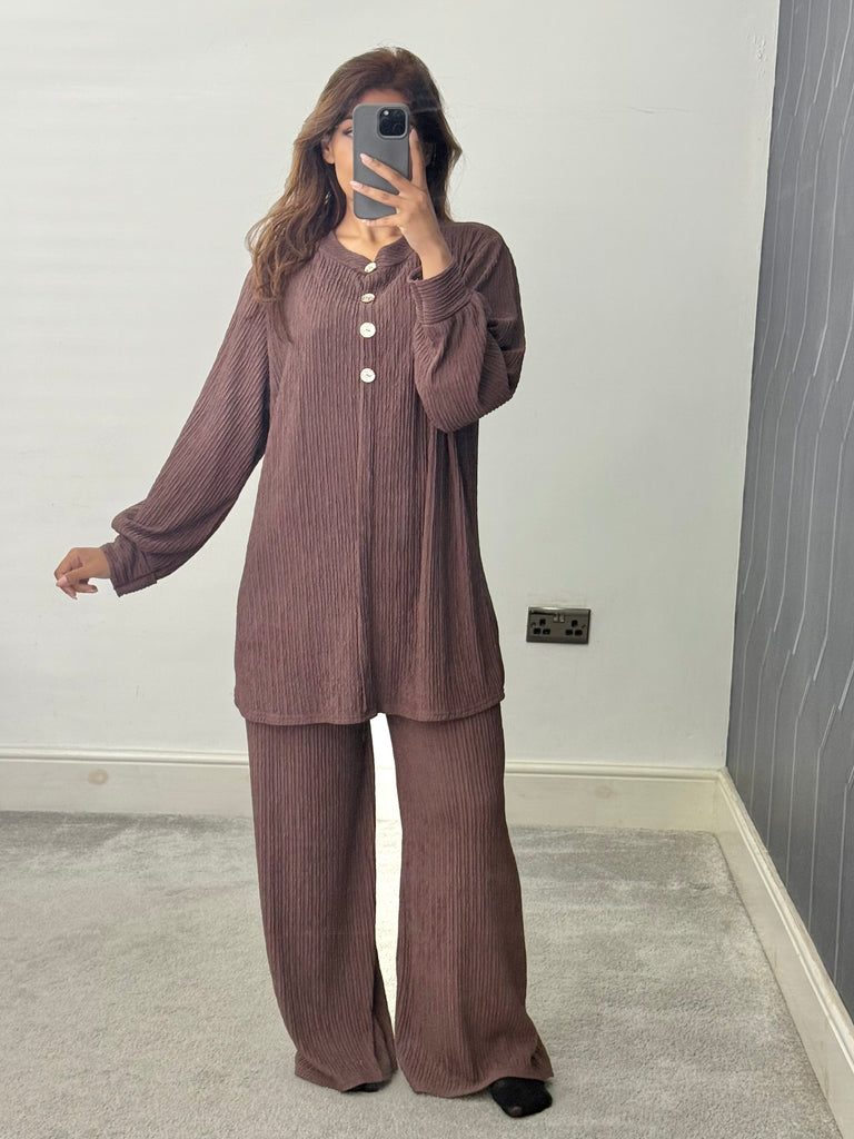 Huda Crinkle 2 piece co ords set