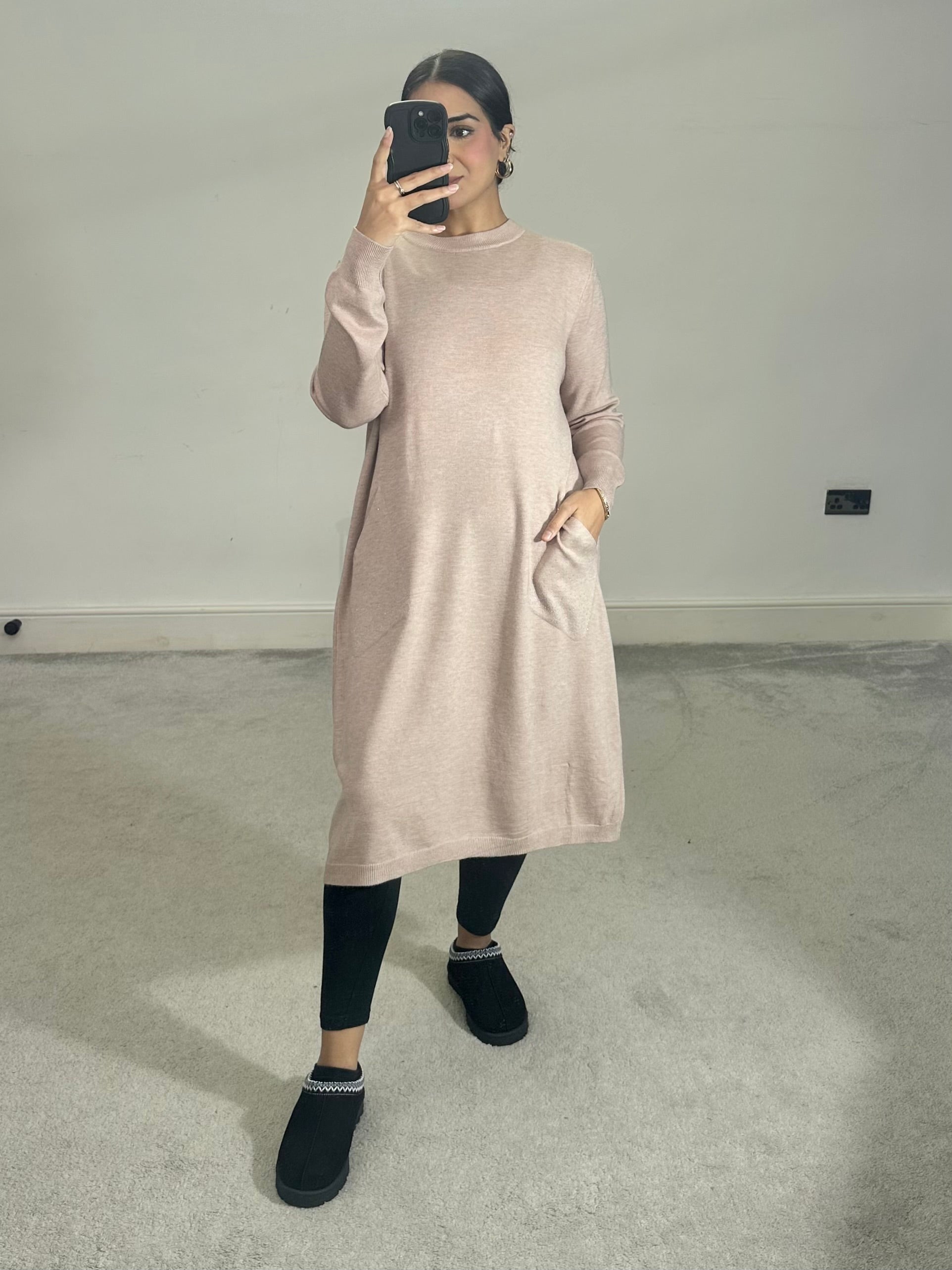 Areeba soft knit pocket dress