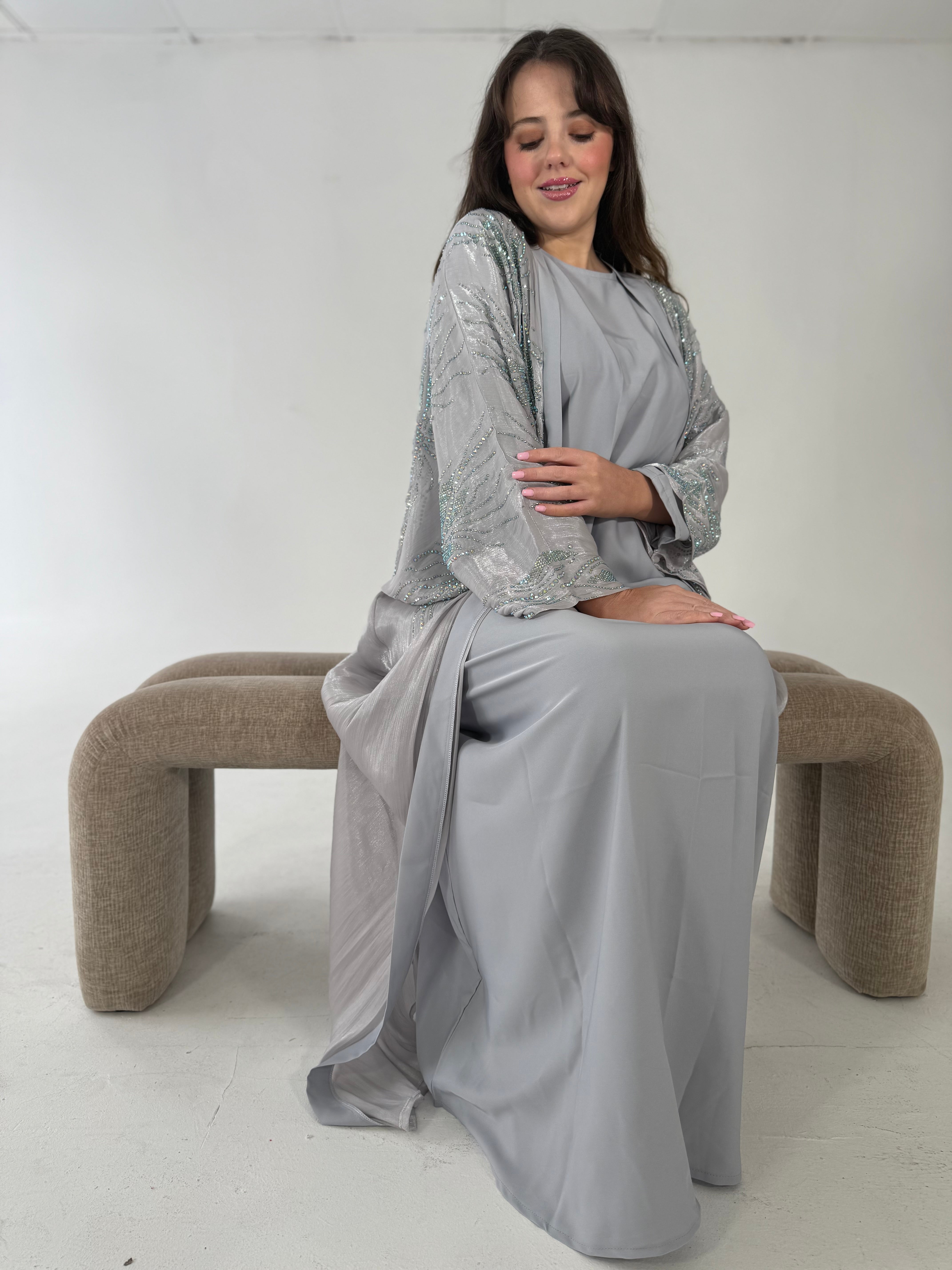 Al-Jawhara Embellished 2 pcs abaya set (Grey)
