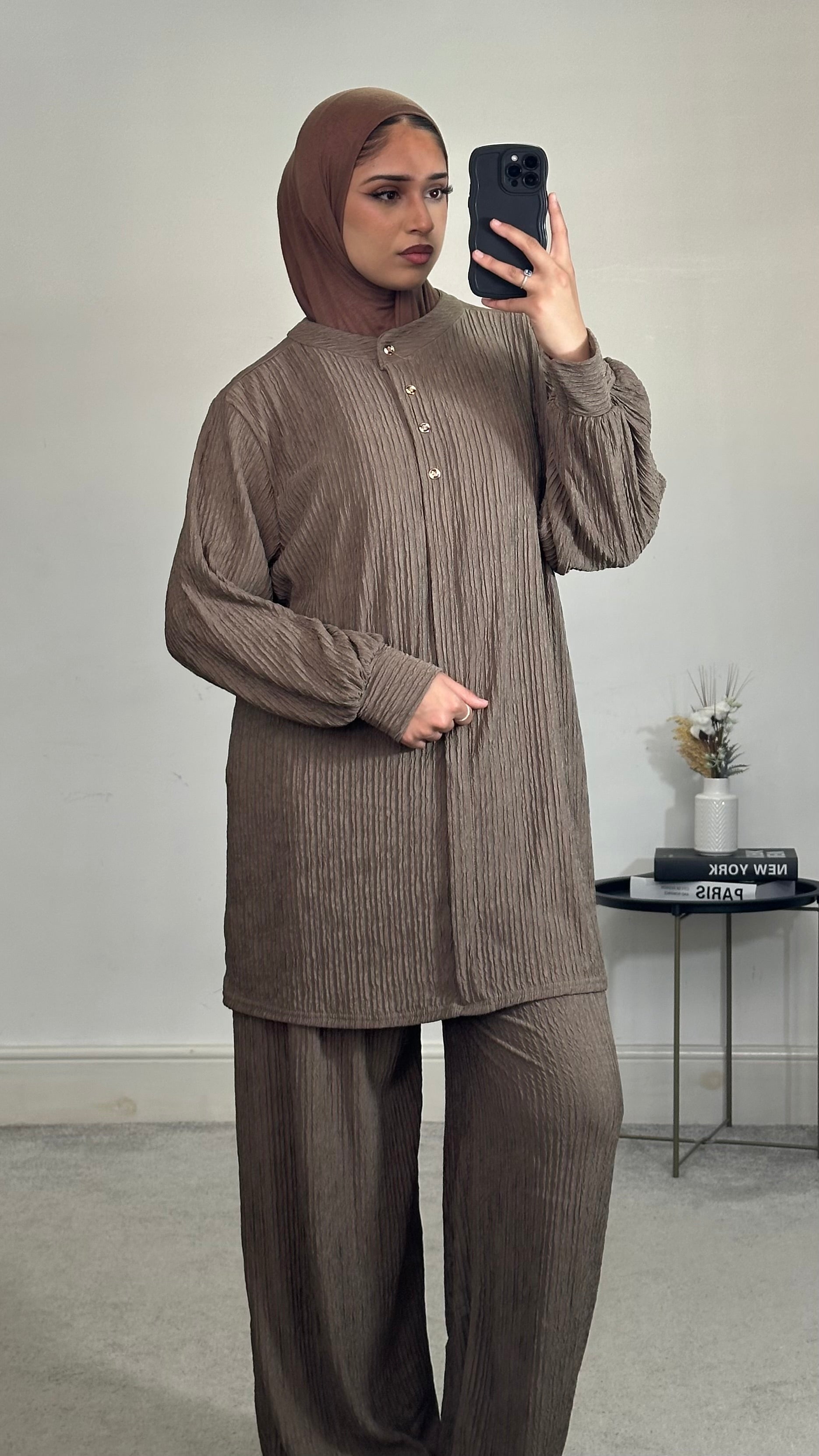 Huda Crinkle 2 piece co ords set