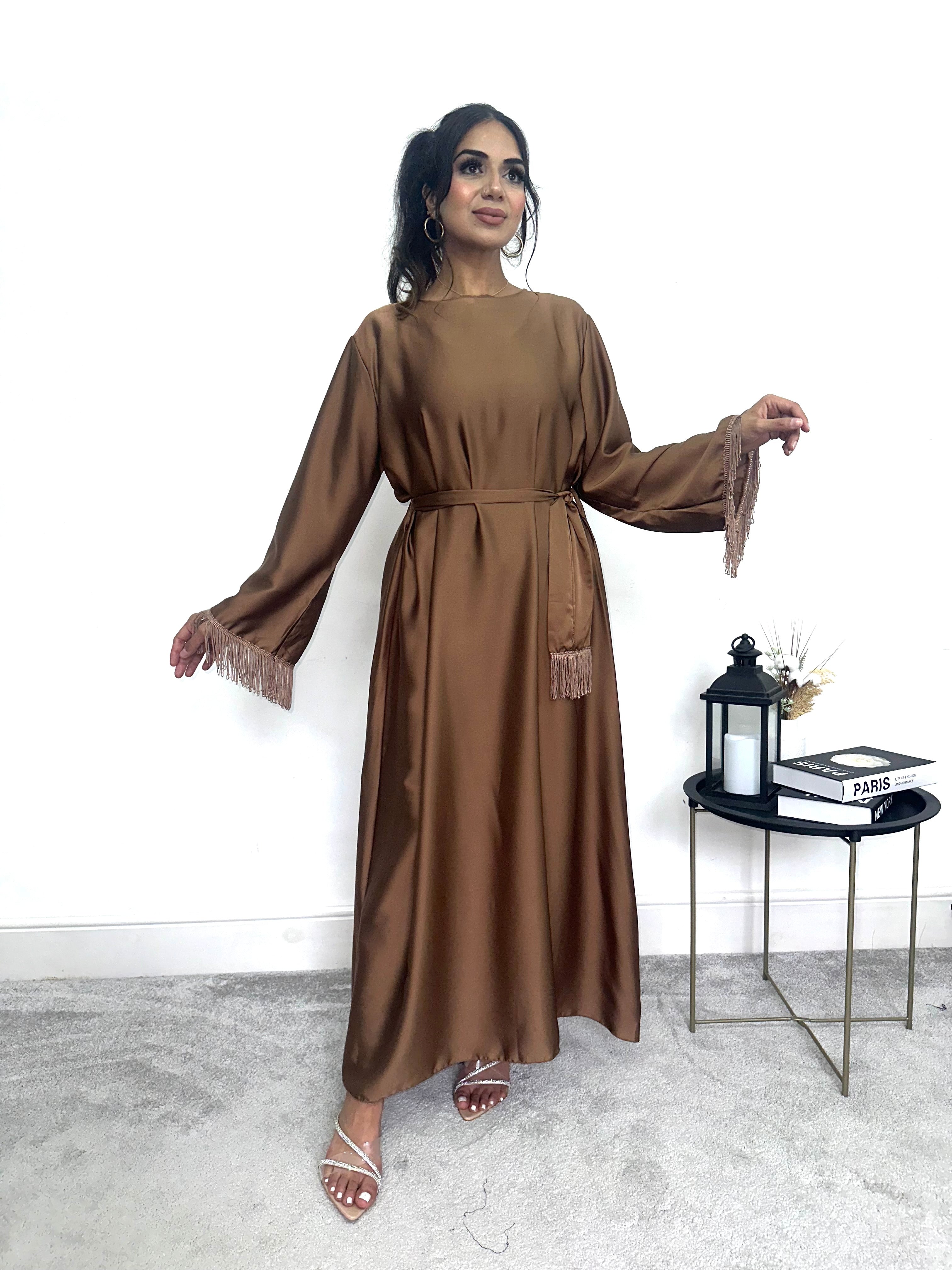 Dania Tassle Abaya