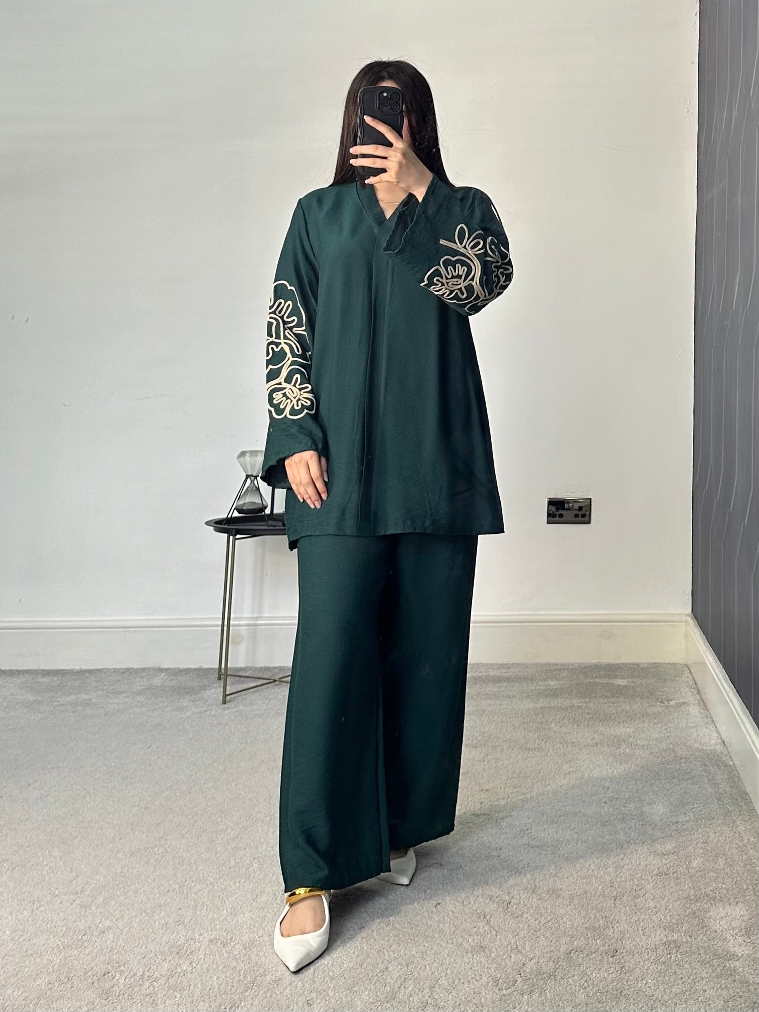 Zeba Thread work detail 2 piece set