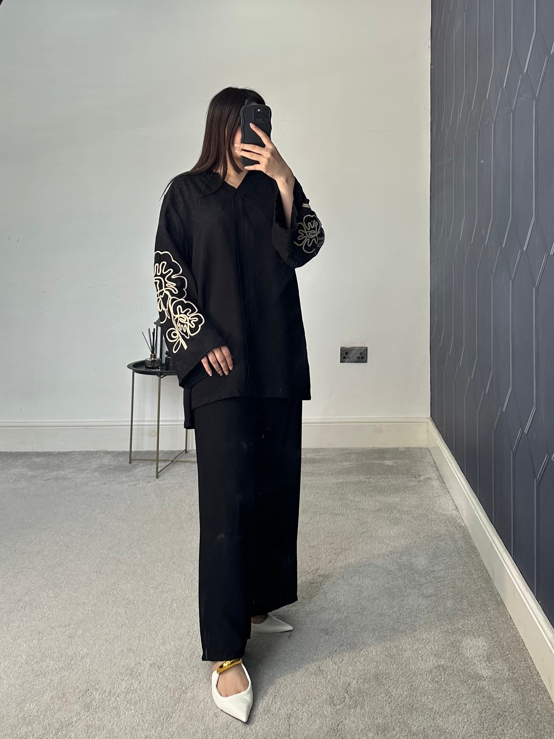 Zeba Thread work detail 2 piece set