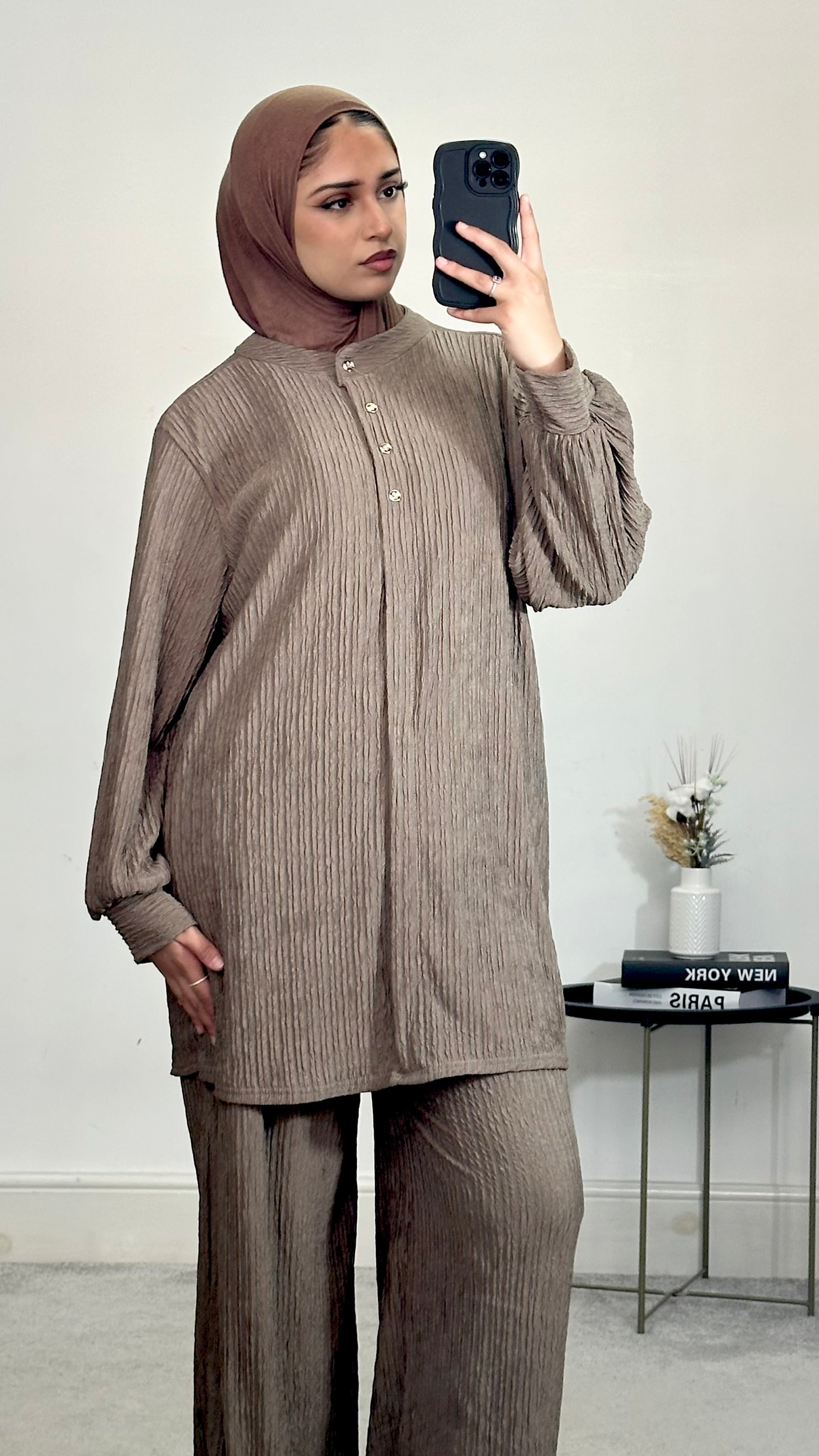 Huda Crinkle 2 piece co ords set