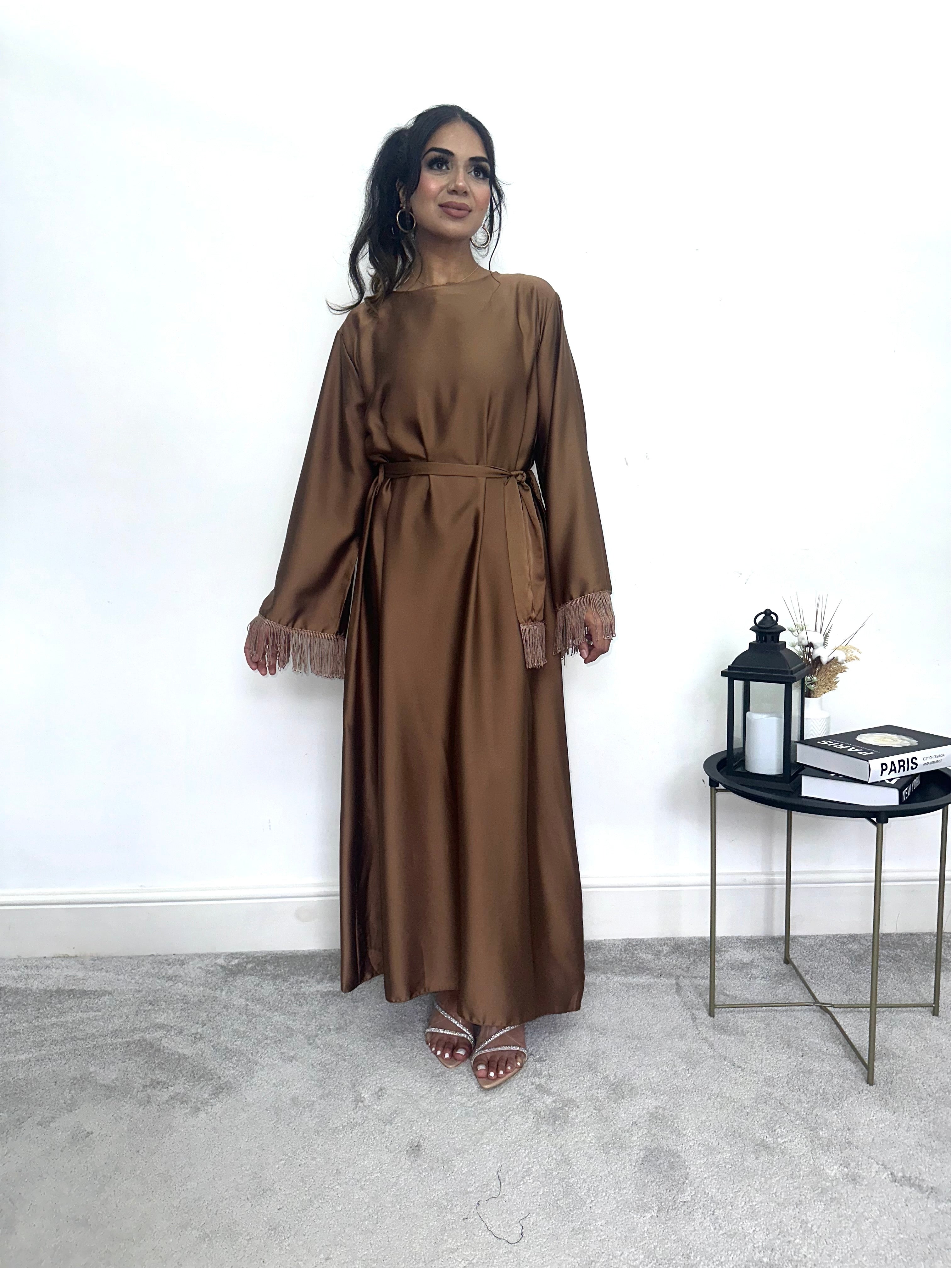 Dania Tassle Abaya