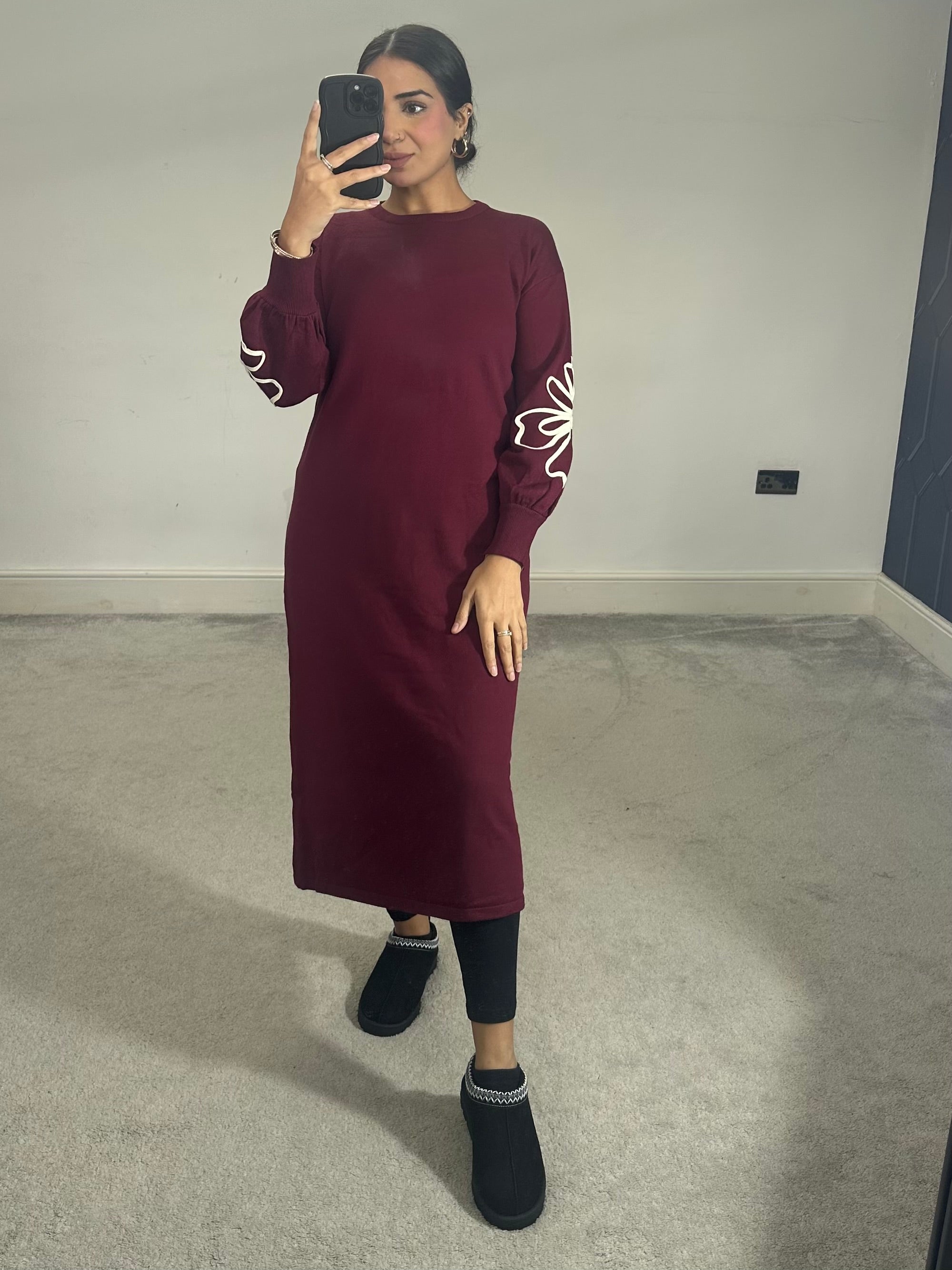 Husna Flower detail knitted dress