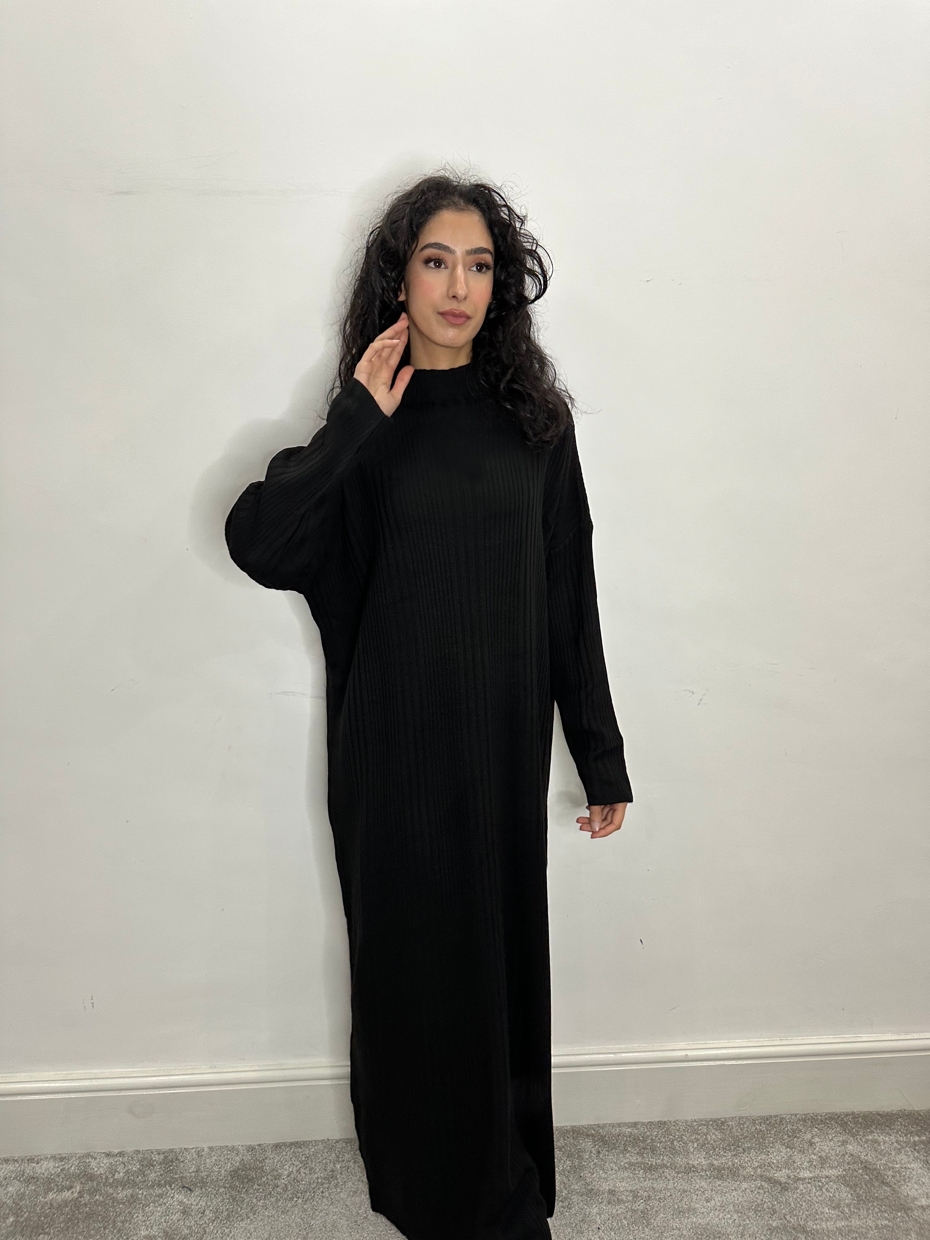 Hira Knitted Maxi Dress /Abaya