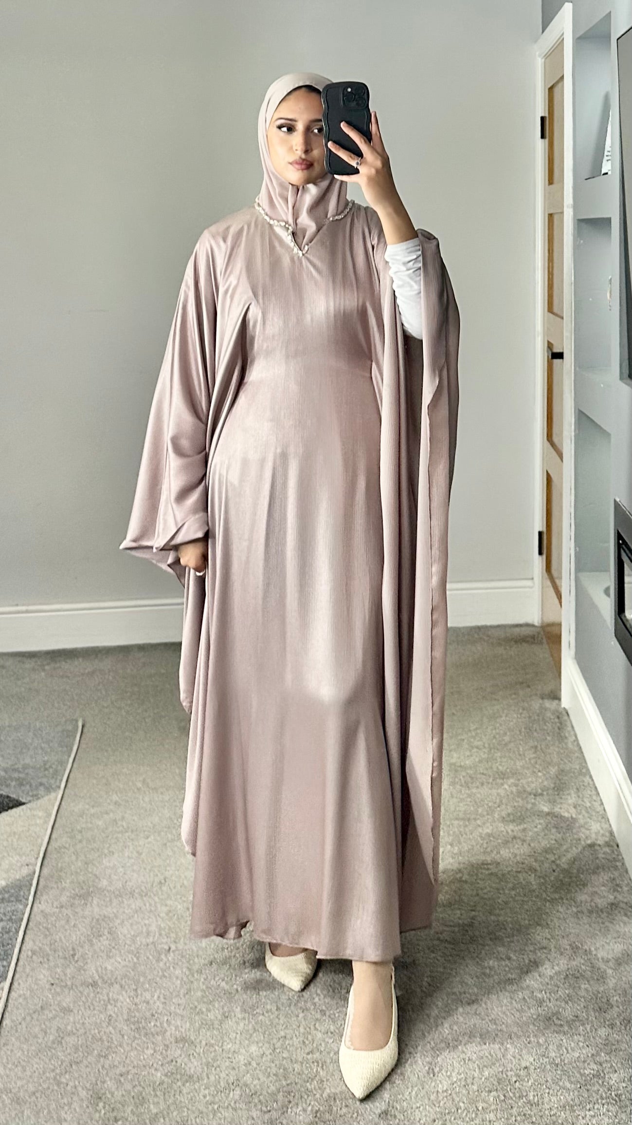 Hareem Abaya (Nude)