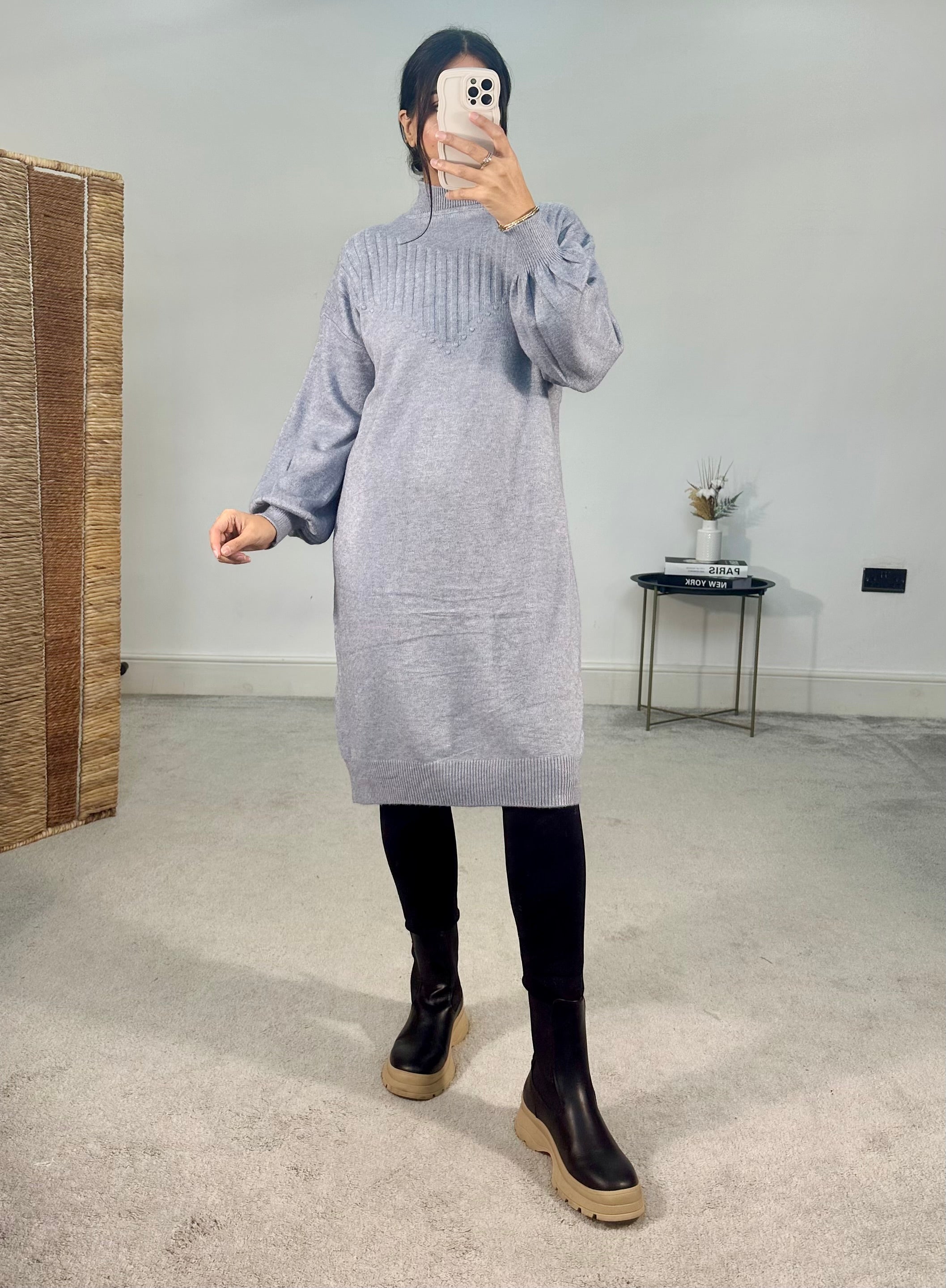 Inaya Soft knitted dress