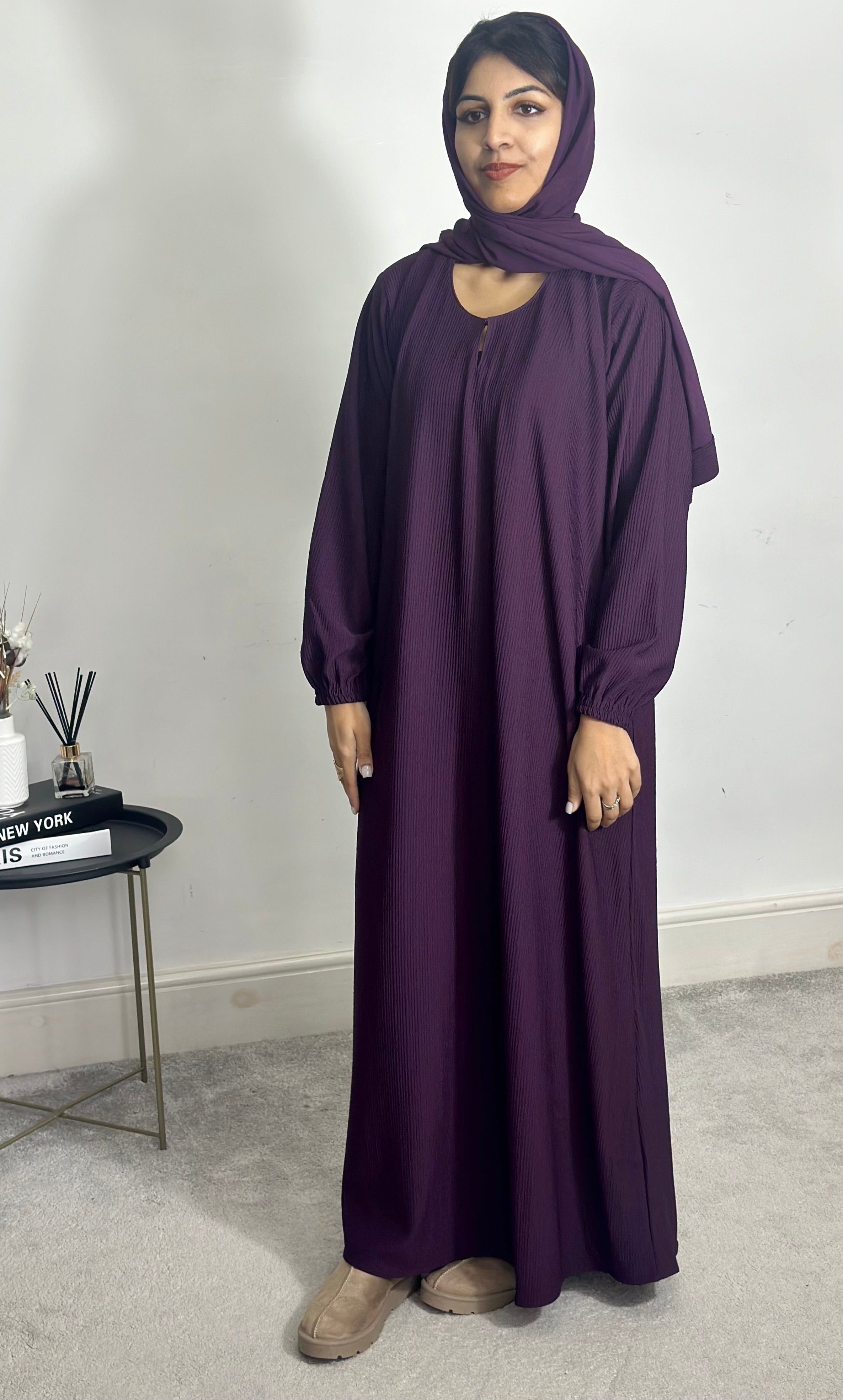 Husna Abaya (Plum)