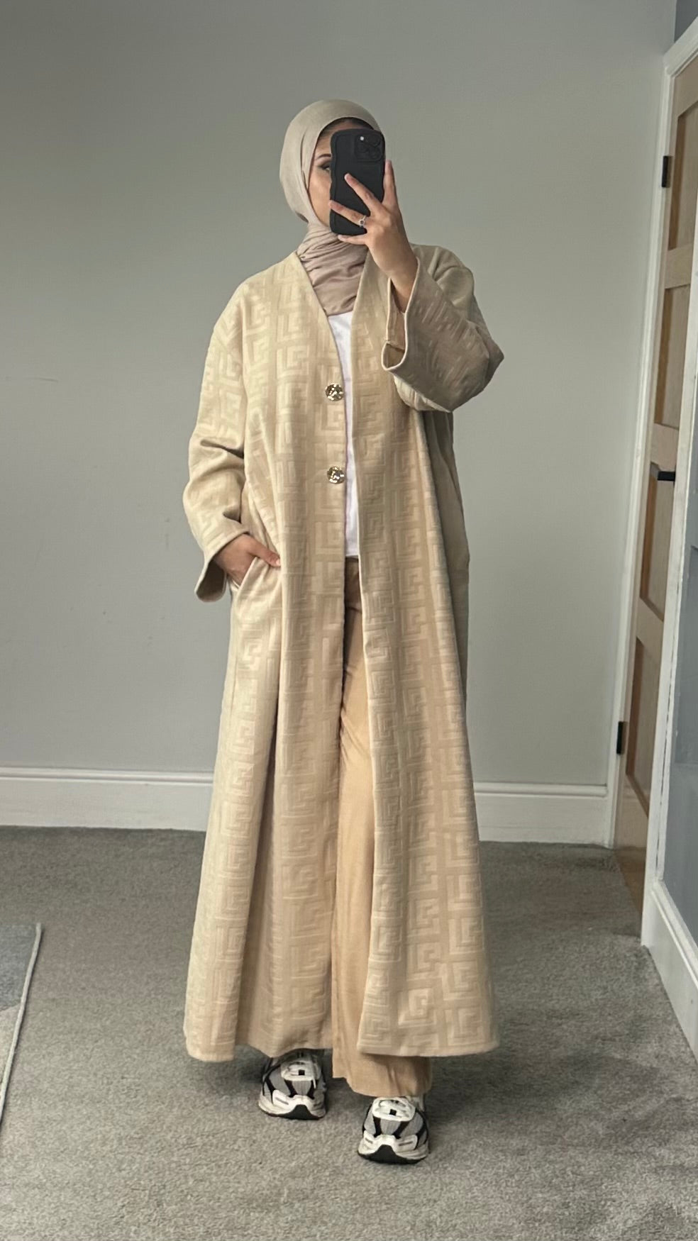 Velvet feel longline printed button jacket/abaya/coat