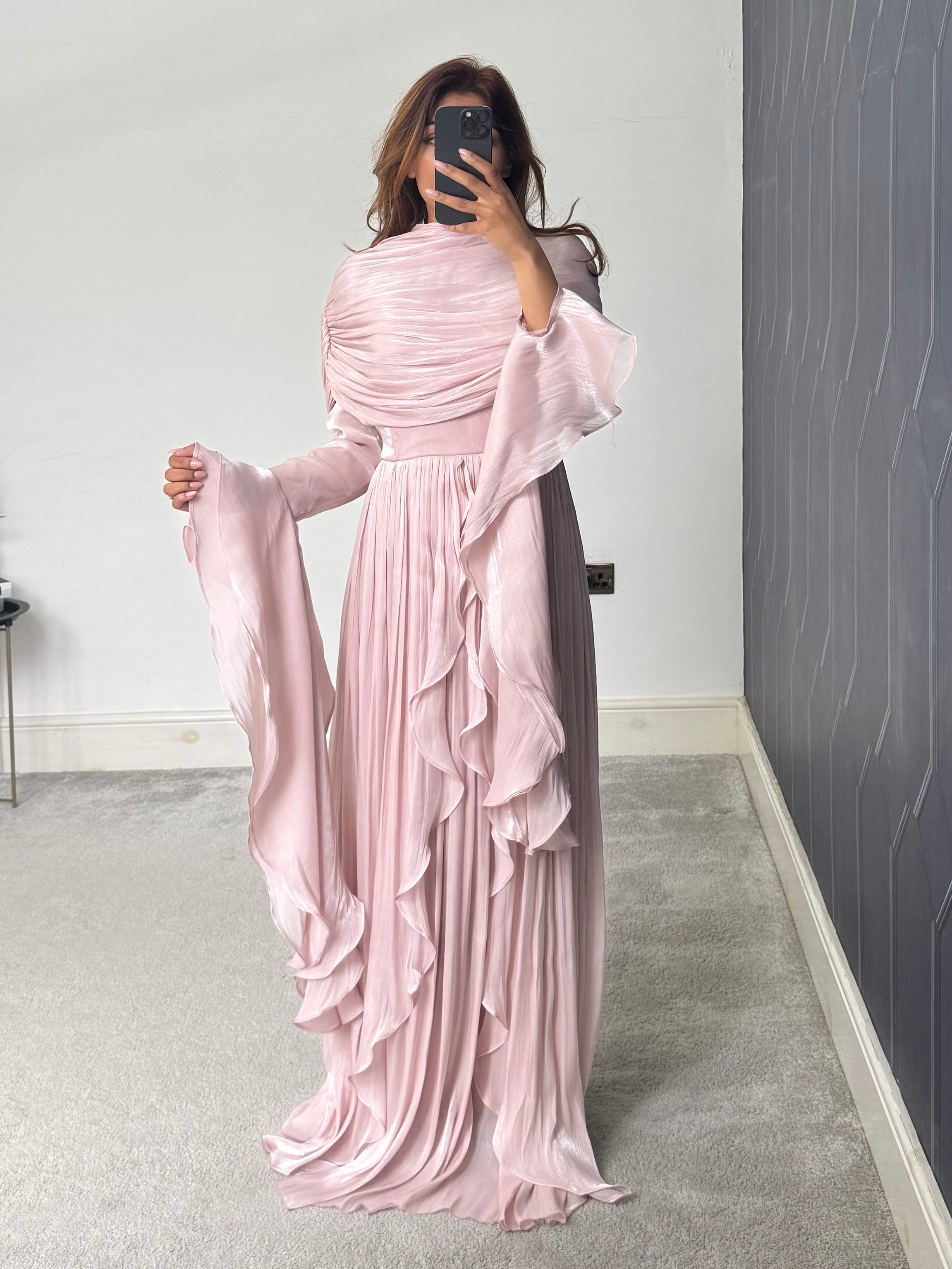 Liyana Modest Dress (Pink)