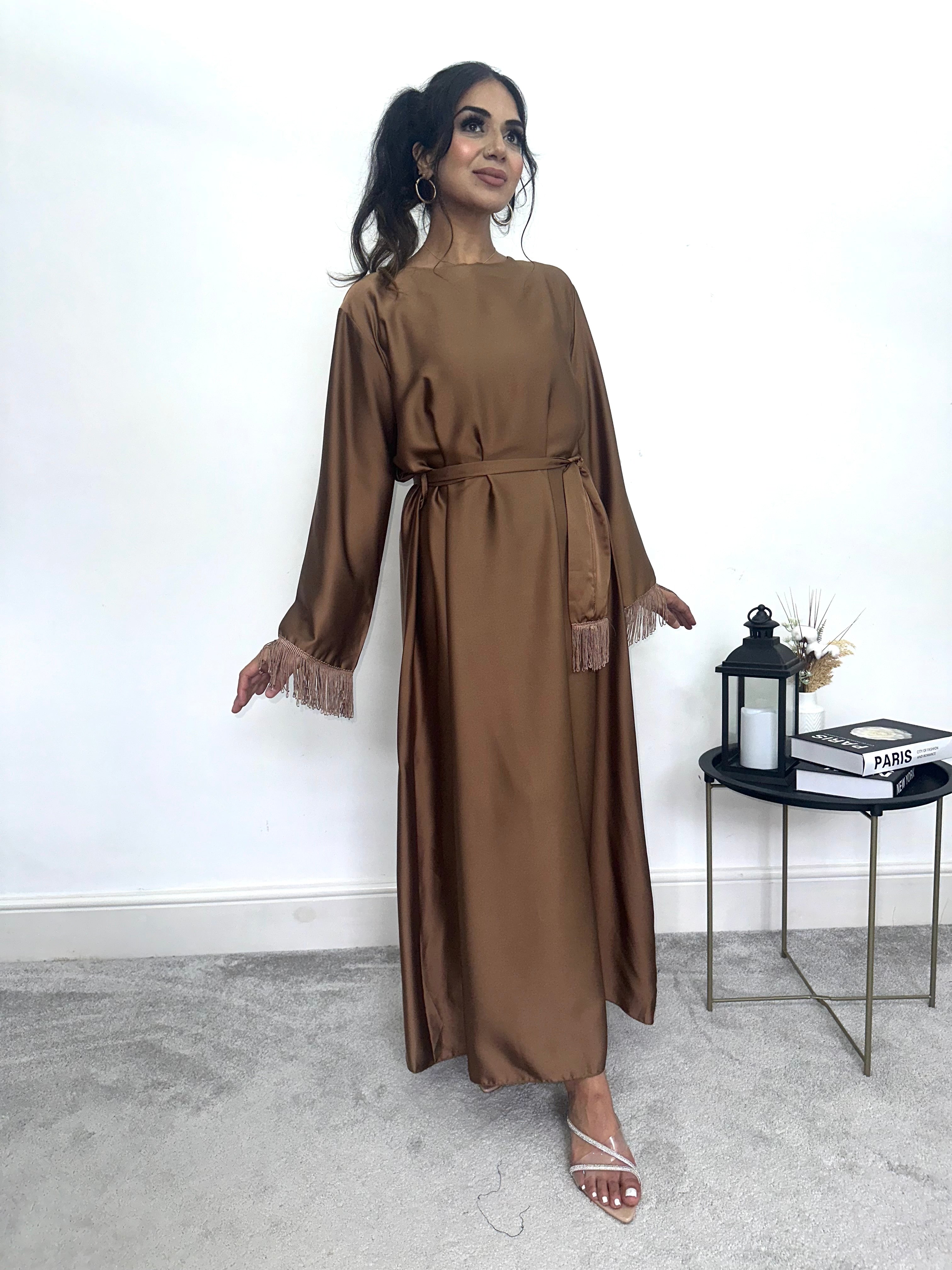 Dania Tassle Abaya