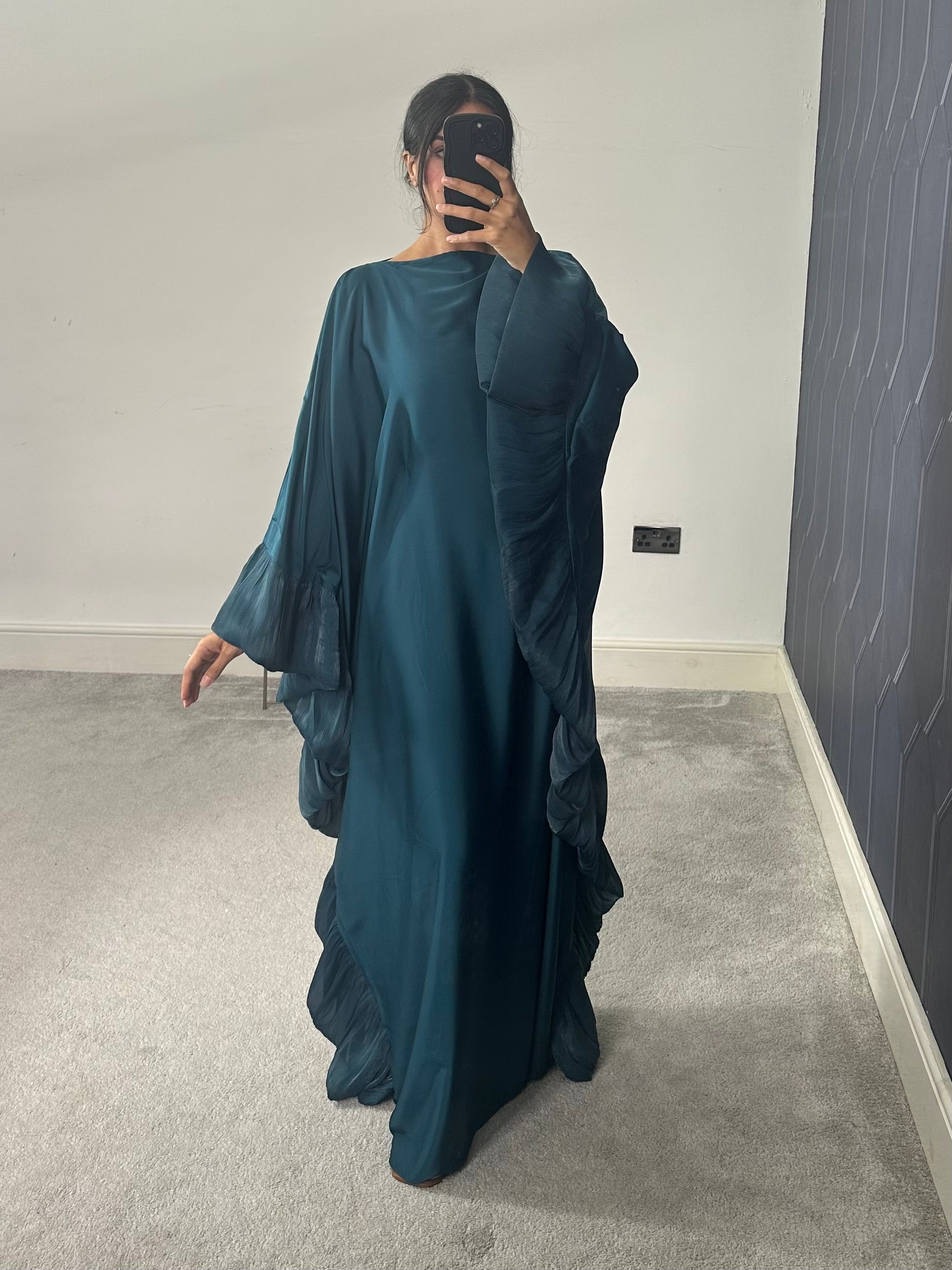 Haniya Ruffle Abaya