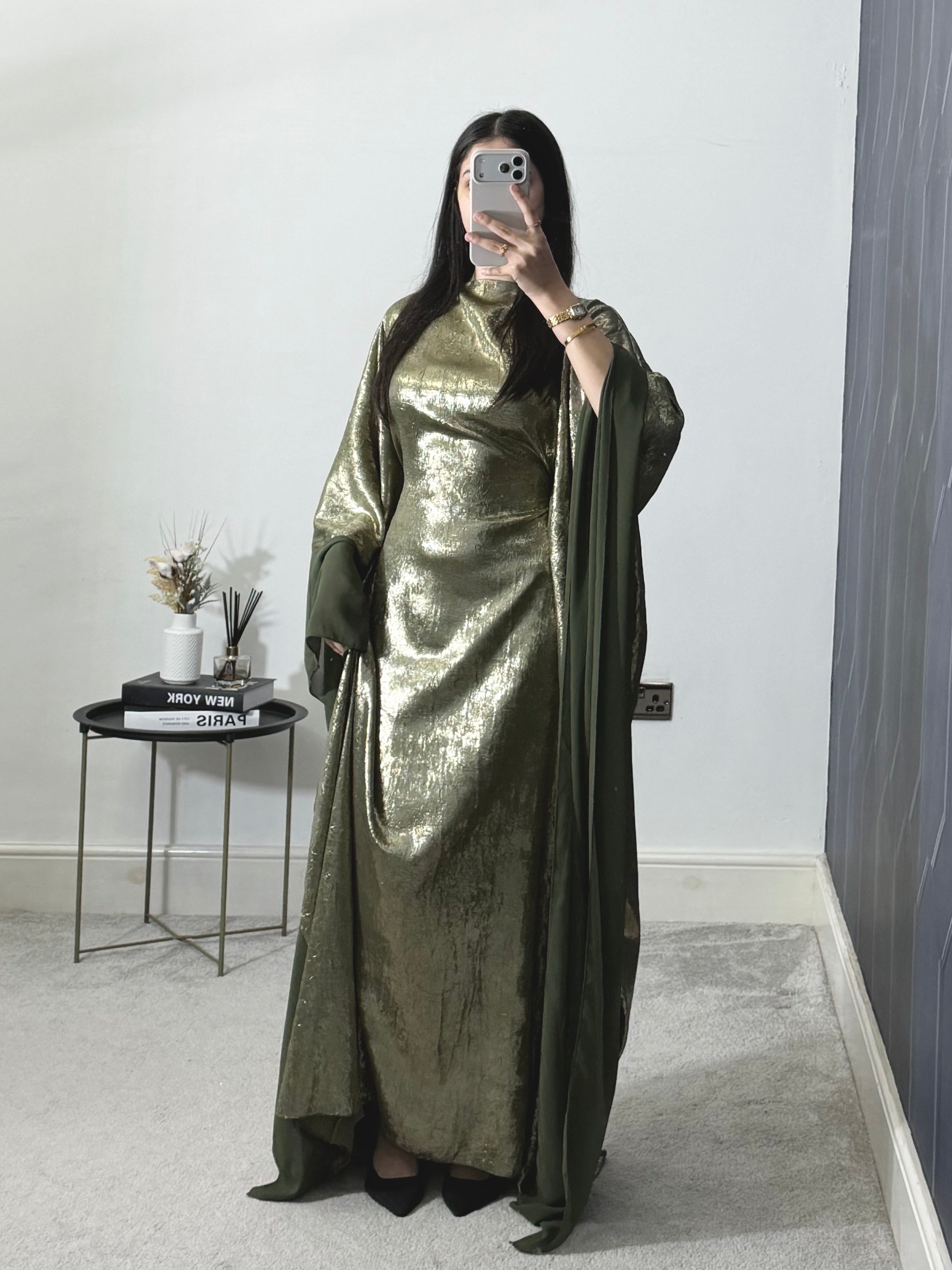 Yusra Metallic Free Size Kaftan with adjustable inner belt