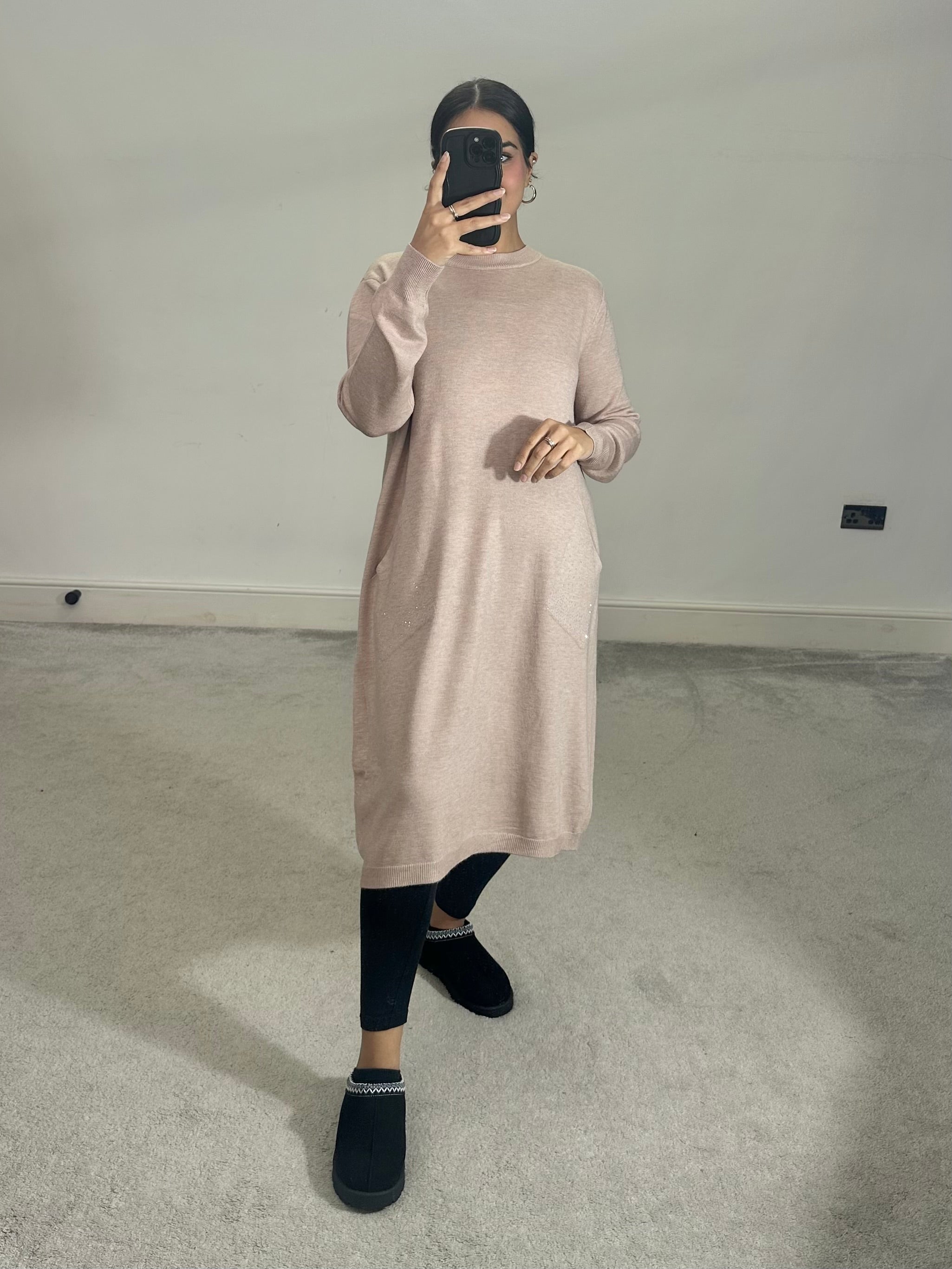 Areeba soft knit pocket dress