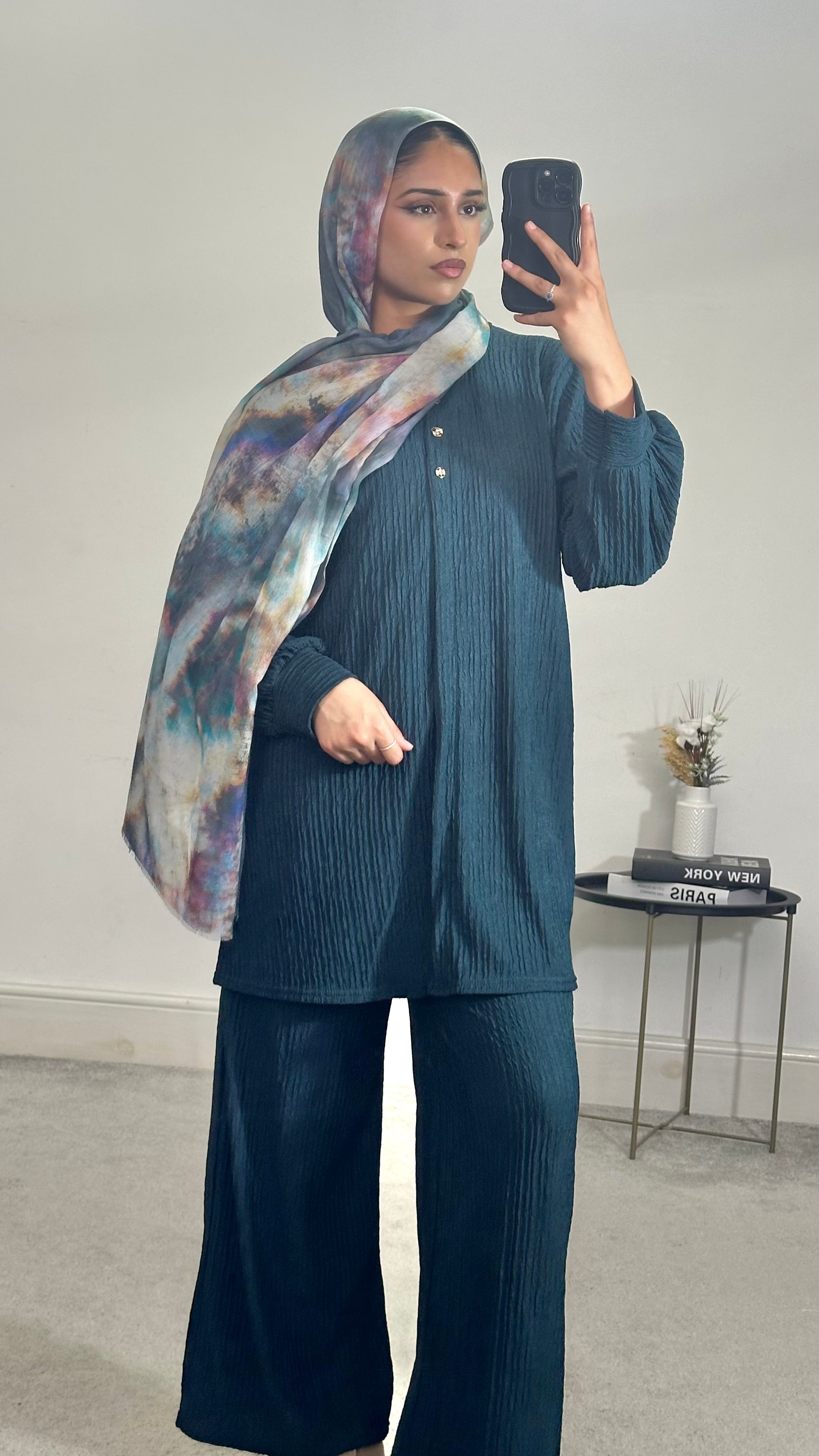 Huda Crinkle 2 piece co ords set