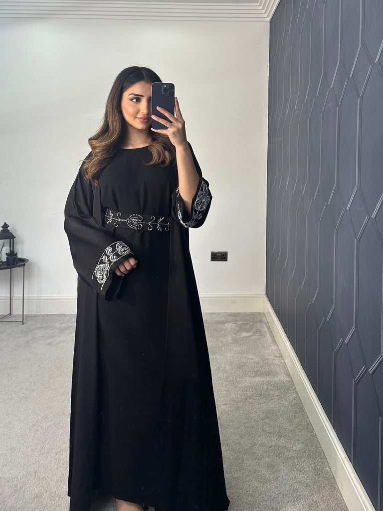 Anaqa 4 piece abaya set