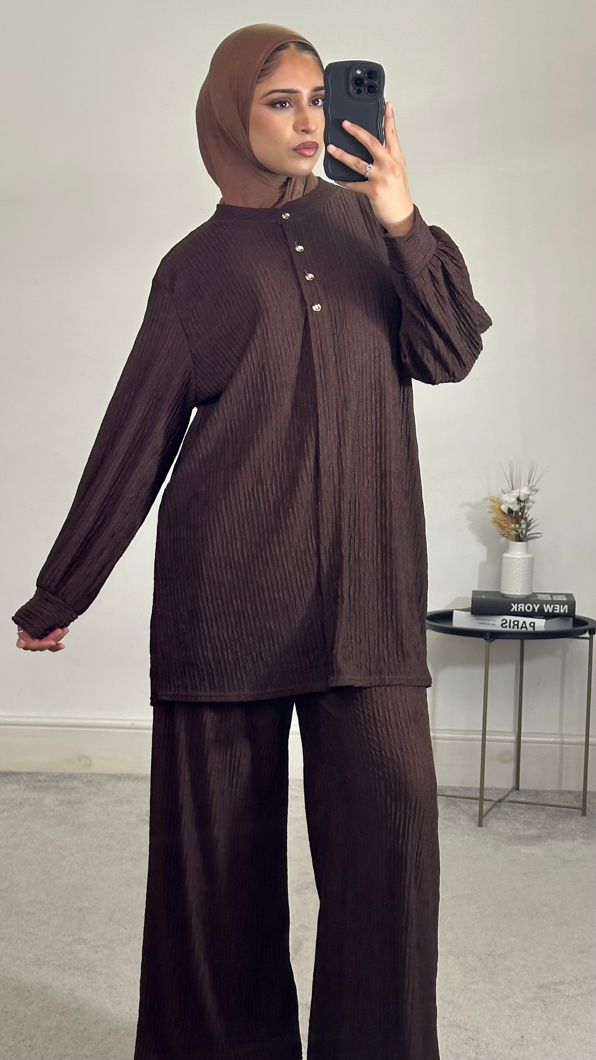 Huda Crinkle 2 piece co ords set