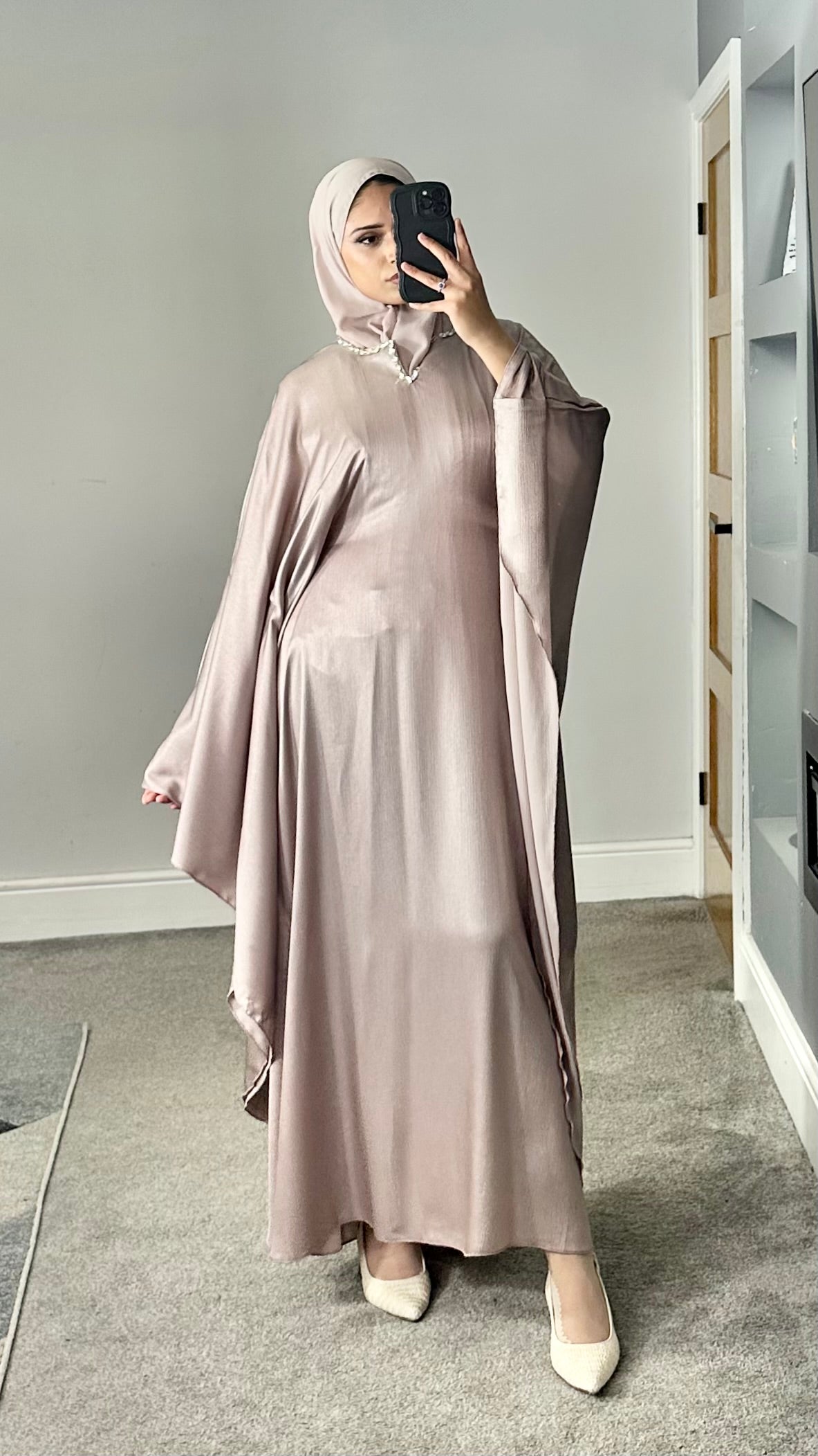 Hareem Abaya (Nude)