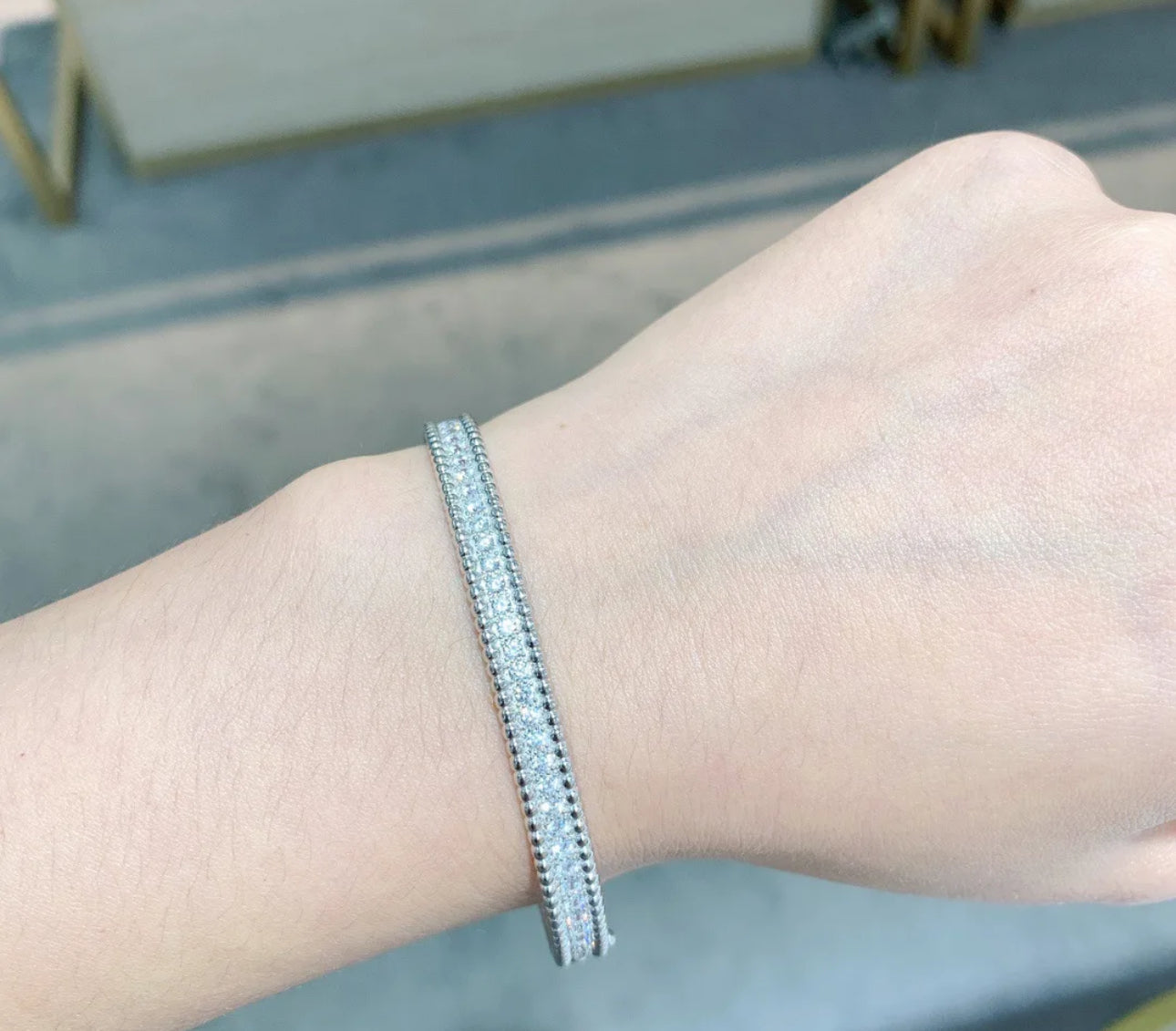 Single Row Bangle